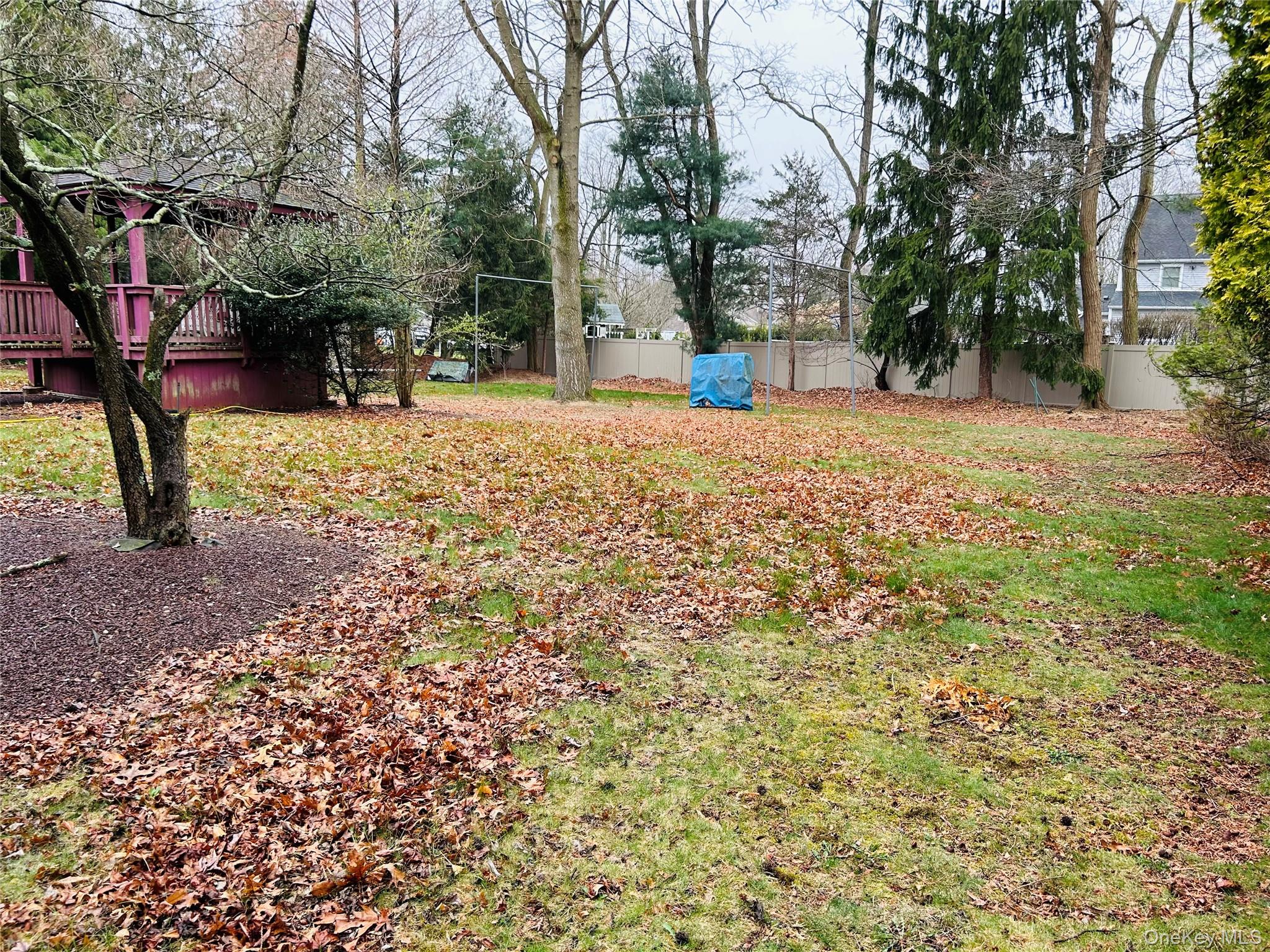 #19 photo, 6 Cedarfield Terrace, サフォーク郡 Saint James , NY 11780