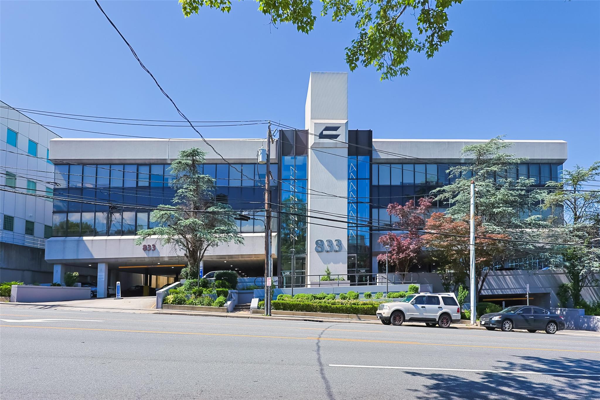 #1 photo, 833 Northern Blvd Great Neck, Great Neck , NY 11021