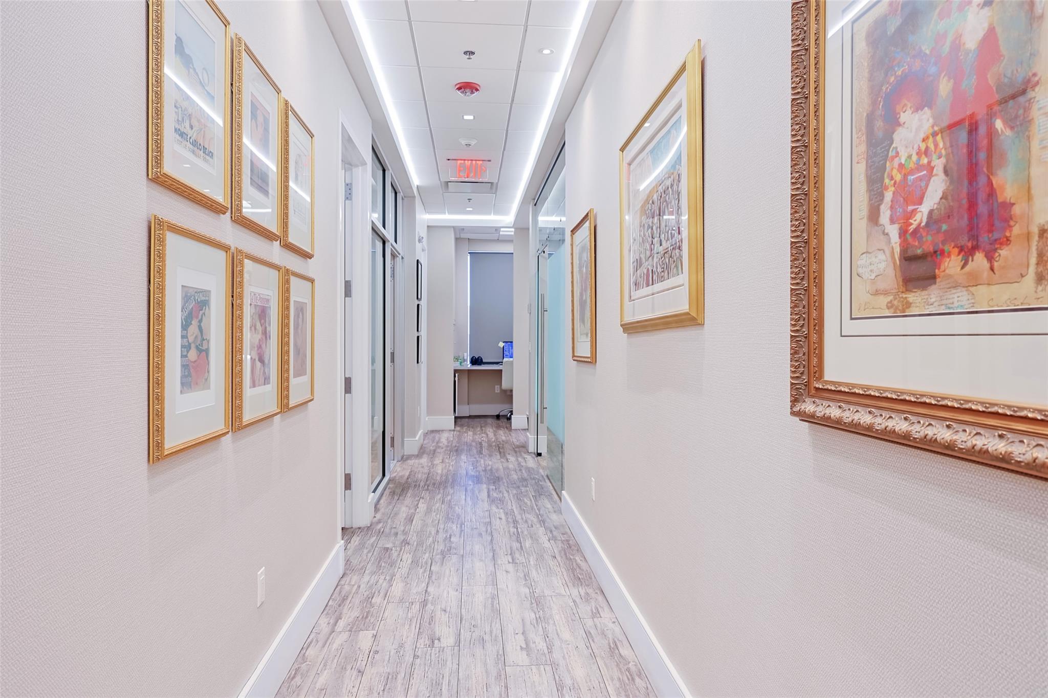 #14 photo, 833 Northern Blvd Great Neck, ナッソー郡 Great Neck , NY 11021