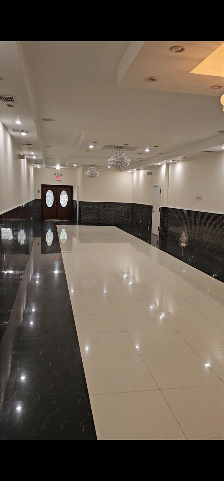 #2 photo, 68-14 Fresh Meadow Lane, クイーンズ区 Fresh Meadows , NY 11365