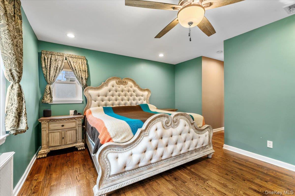 #20 photo, 50 Towne Street, サフォーク郡 Amityville , NY 11701