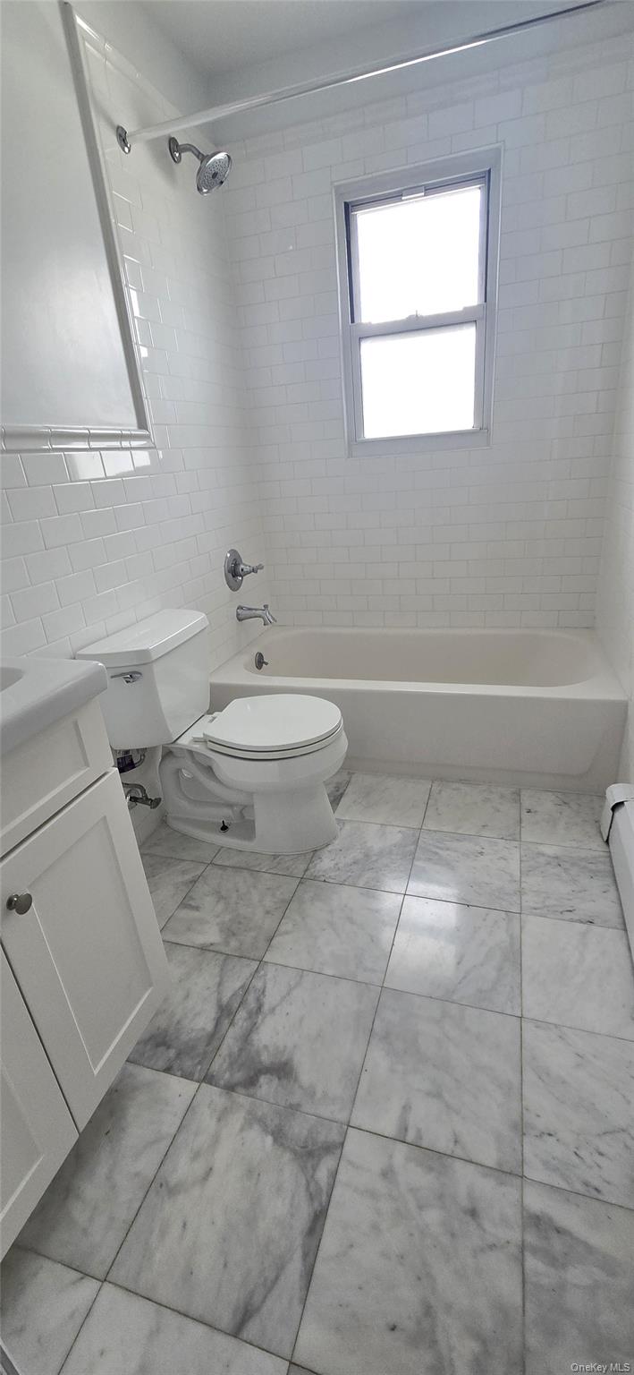 #18 photo, 16 August Avenue, ناسو Bayville , NY 11709