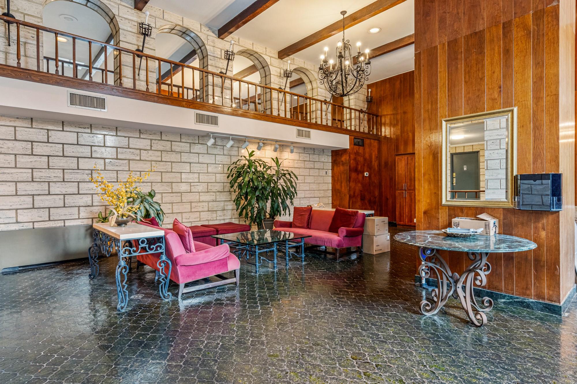 #15 photo, 102-30 66th Road, クイーンズ区 Forest Hills , NY 11375