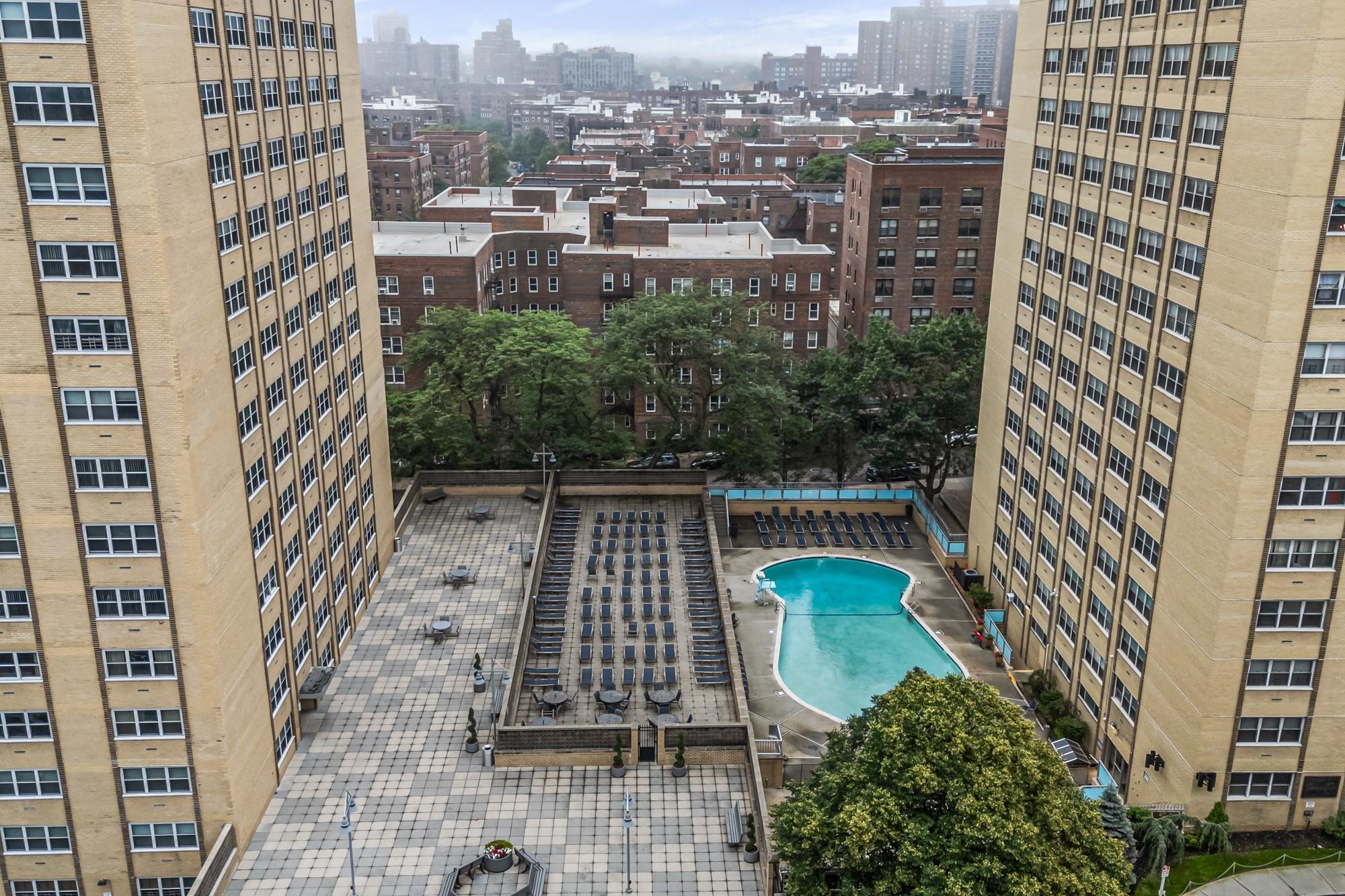 #17 photo, 102-30 66th Road, クイーンズ区 Forest Hills , NY 11375