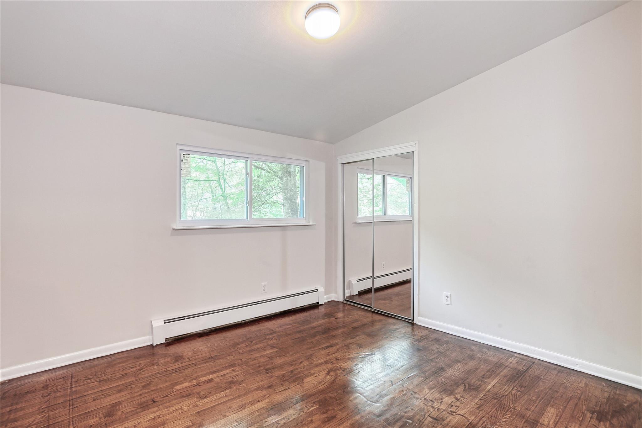 #13 photo, 28 Robin Hood Road, Montebello , NY 10901