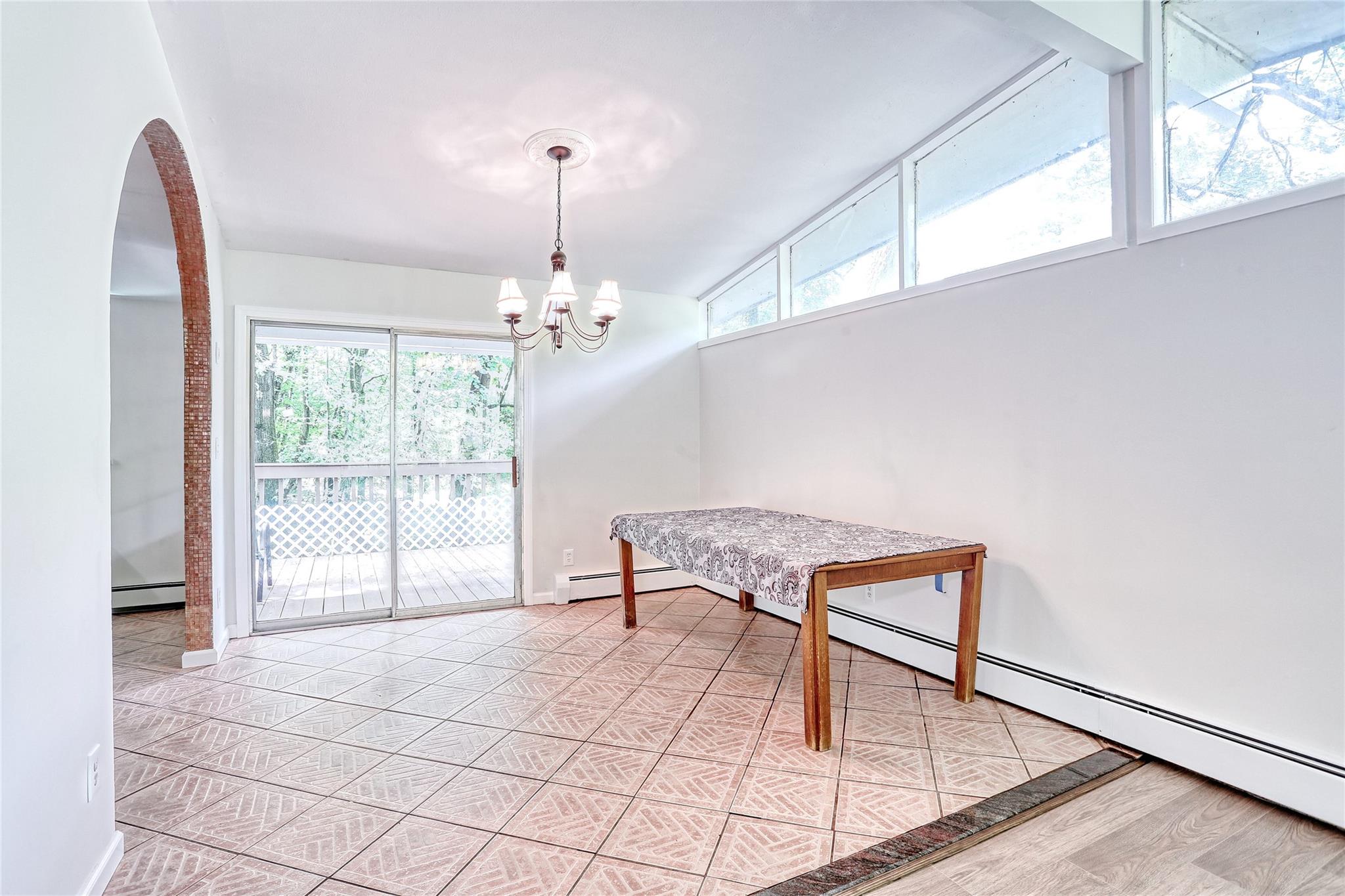 #8 photo, 28 Robin Hood Road, Montebello , NY 10901