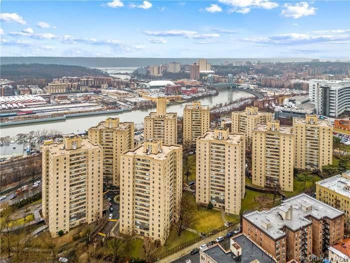 #1 photo, 9 Fordham Hill Oval, برونكس Bronx , NY 10468