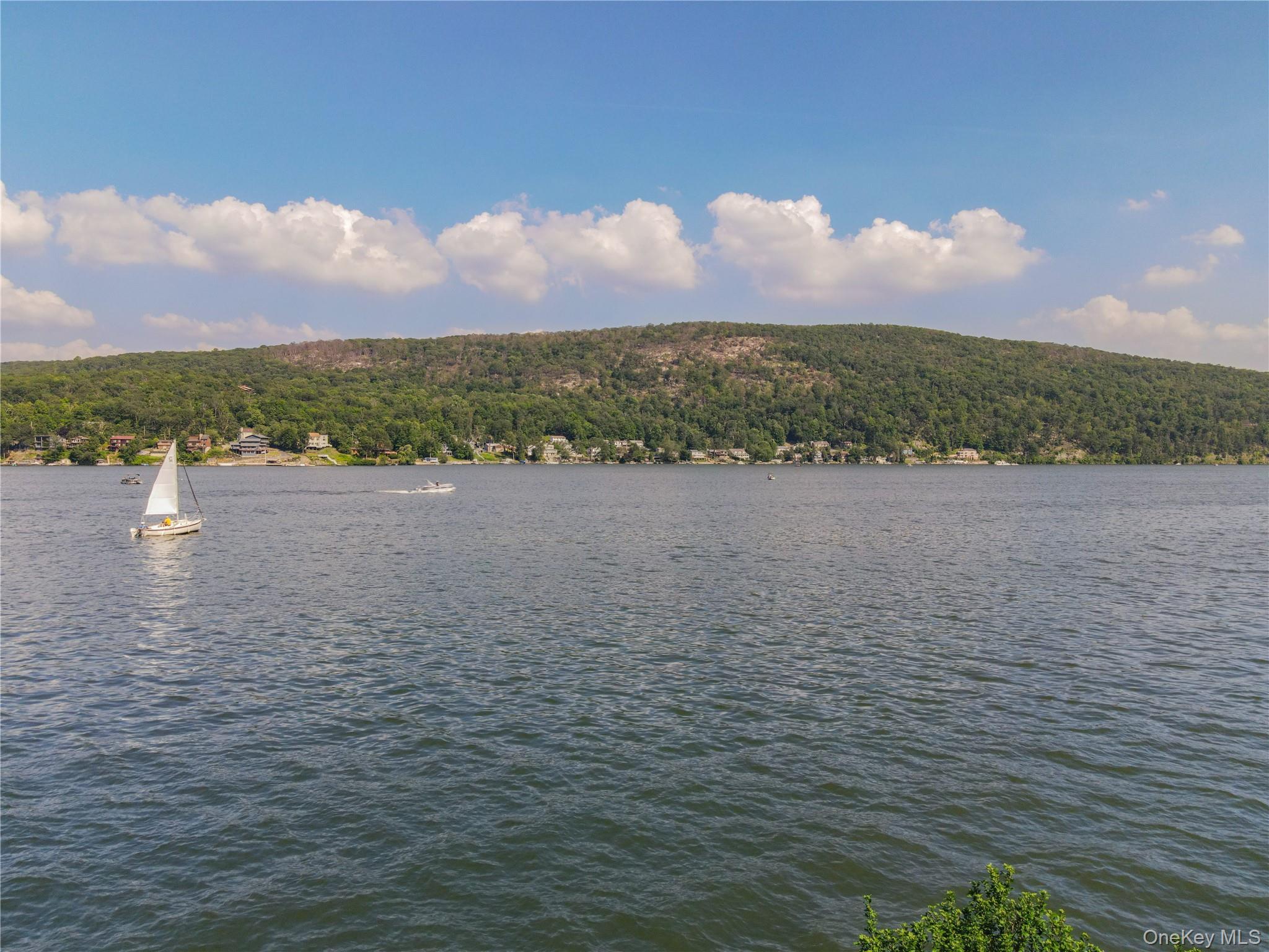 #5 photo, 582 Jersey Avenue, Greenwood Lake , NY 10925