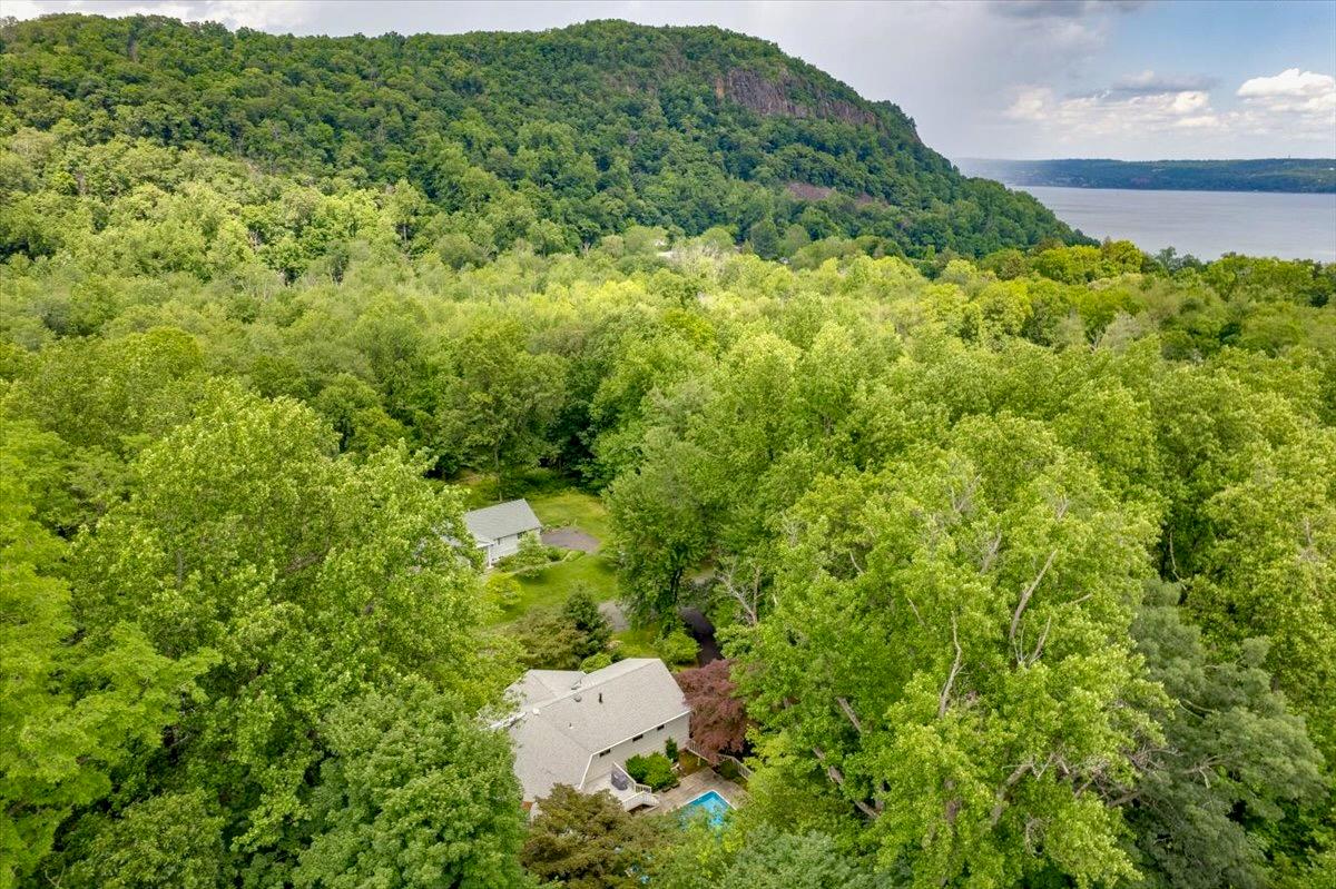 #1 photo, 205 Radcliff Drive, Nyack , NY 10960