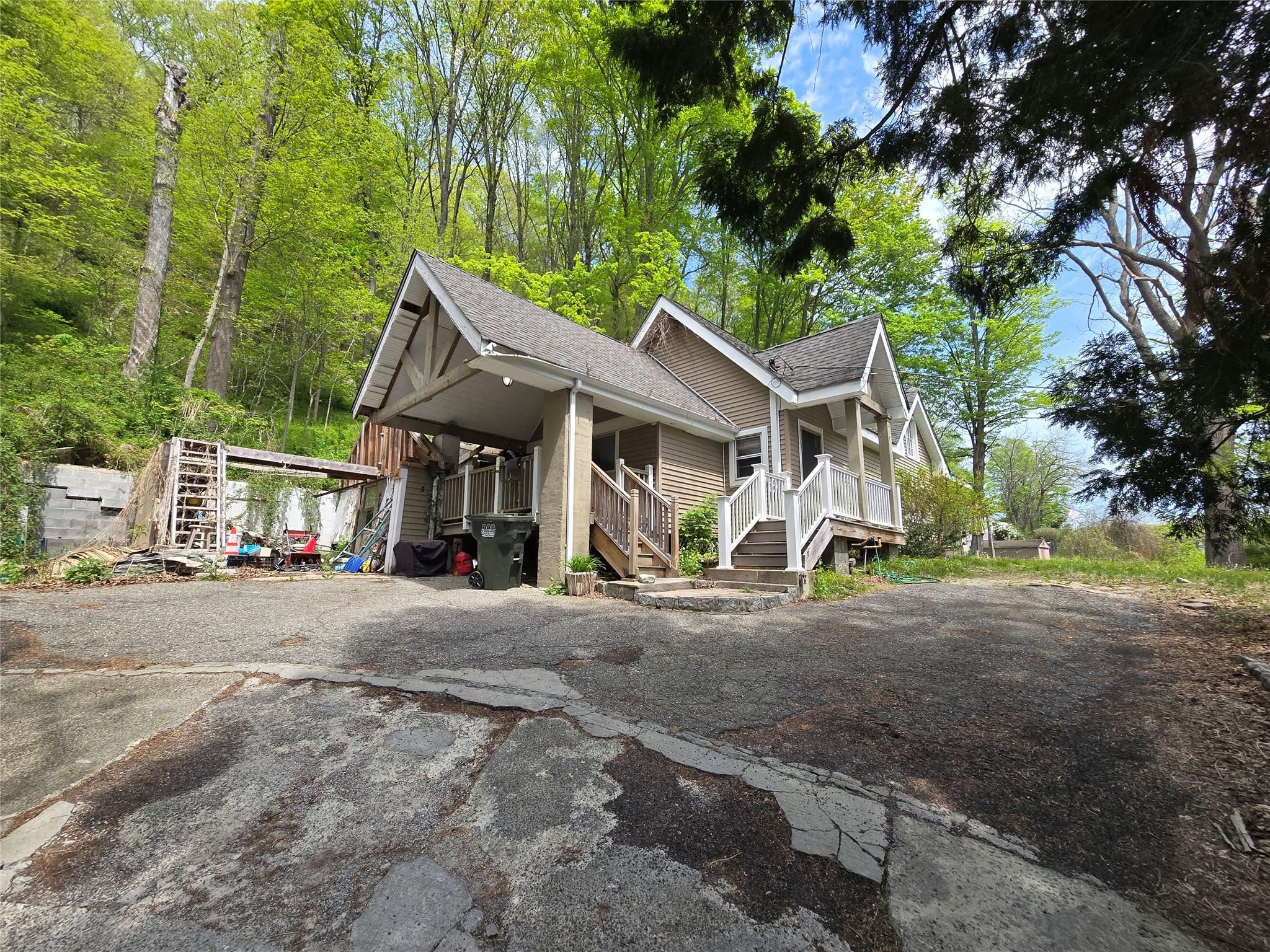 #1 photo, 248 Pound Ridge Road, Bedford , NY 10506