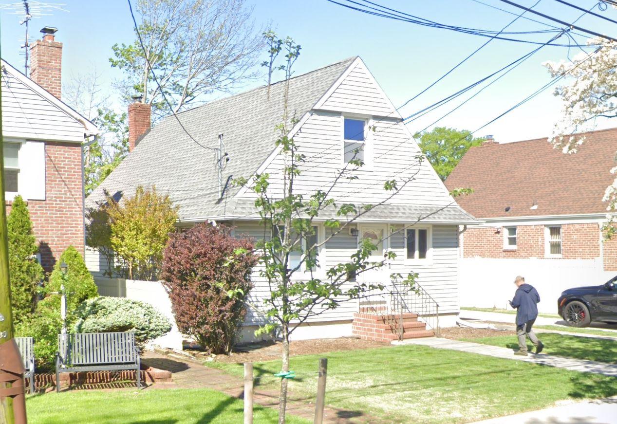 #1 photo, 1011 N 1st Street, New Hyde Park , NY 11040