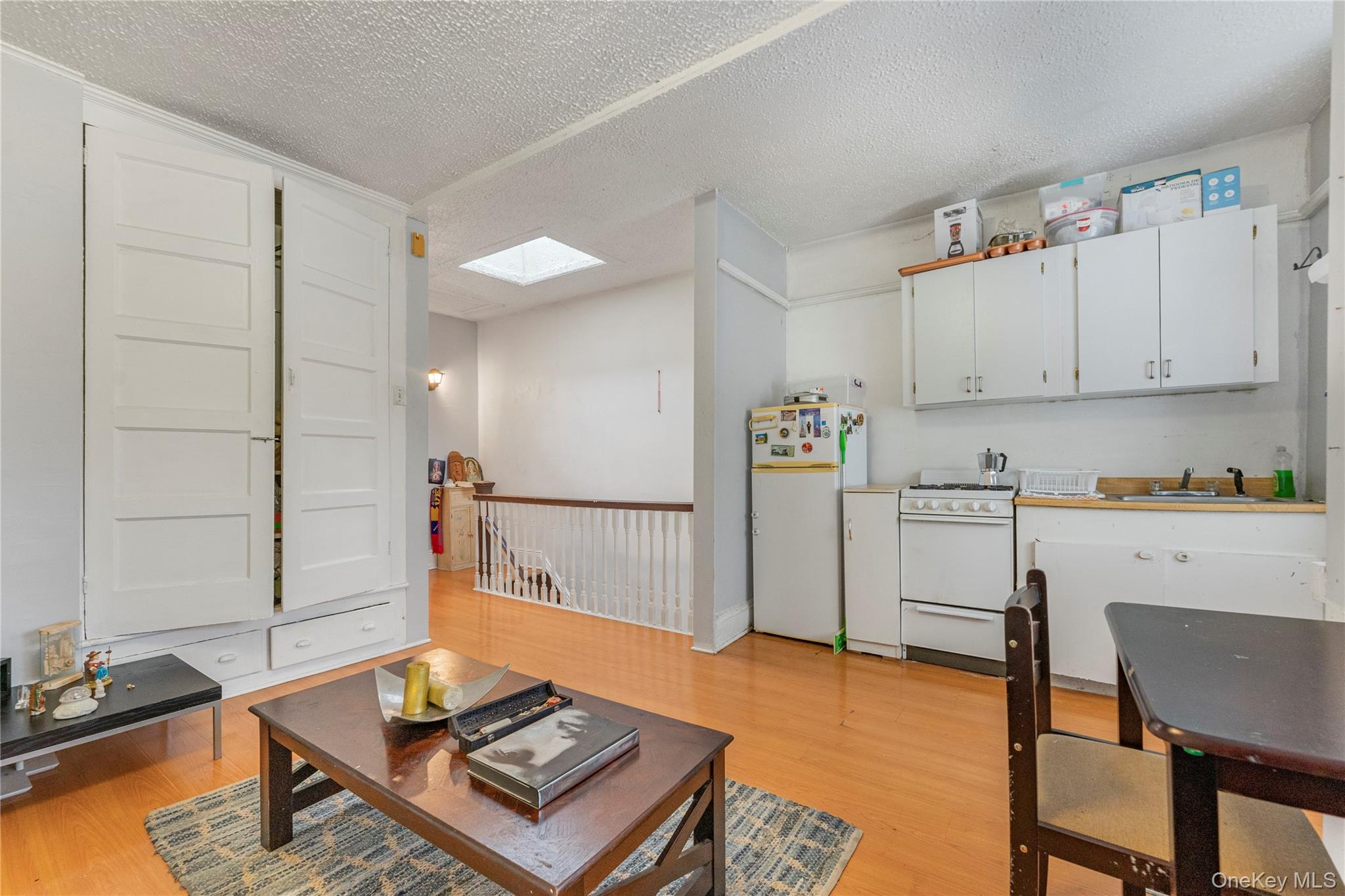 #16 photo, 85-06 122nd Street, クイーンズ区 Kew Gardens , NY 11415