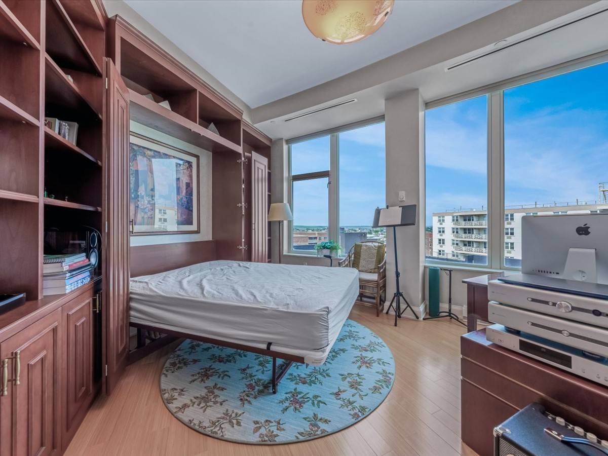 #19 photo, 403 E. Boardwalk, #PH0806, ナッソー郡 Long Beach , NY 11561