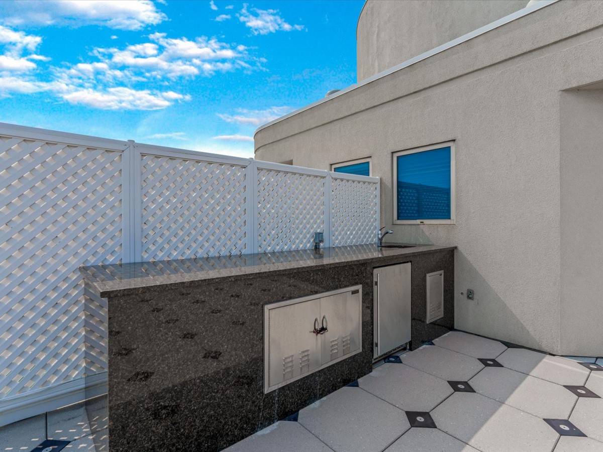 #21 photo, 403 E. Boardwalk, #PH0806, ナッソー郡 Long Beach , NY 11561