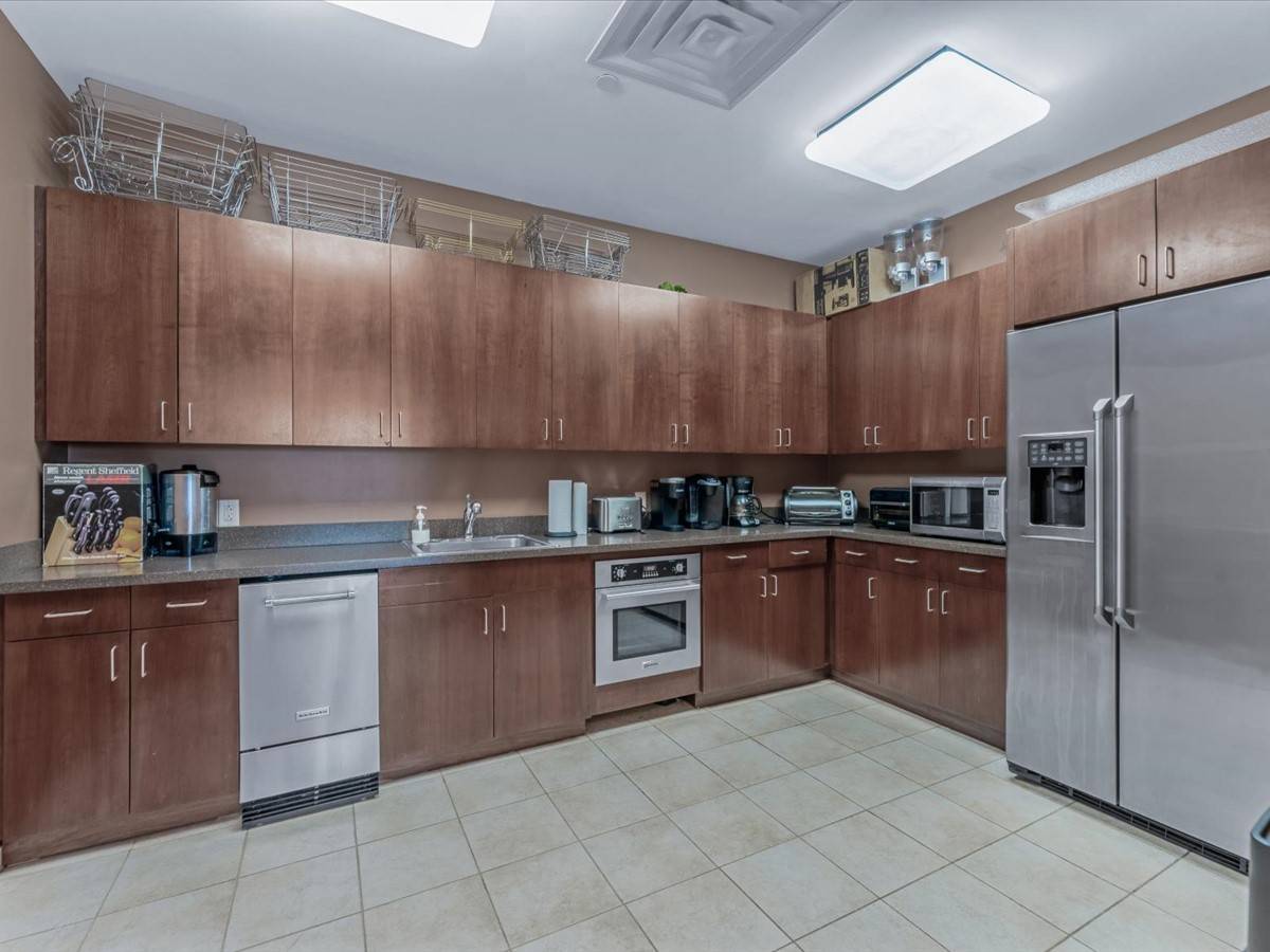 #28 photo, 403 E. Boardwalk, #PH0806, ナッソー郡 Long Beach , NY 11561