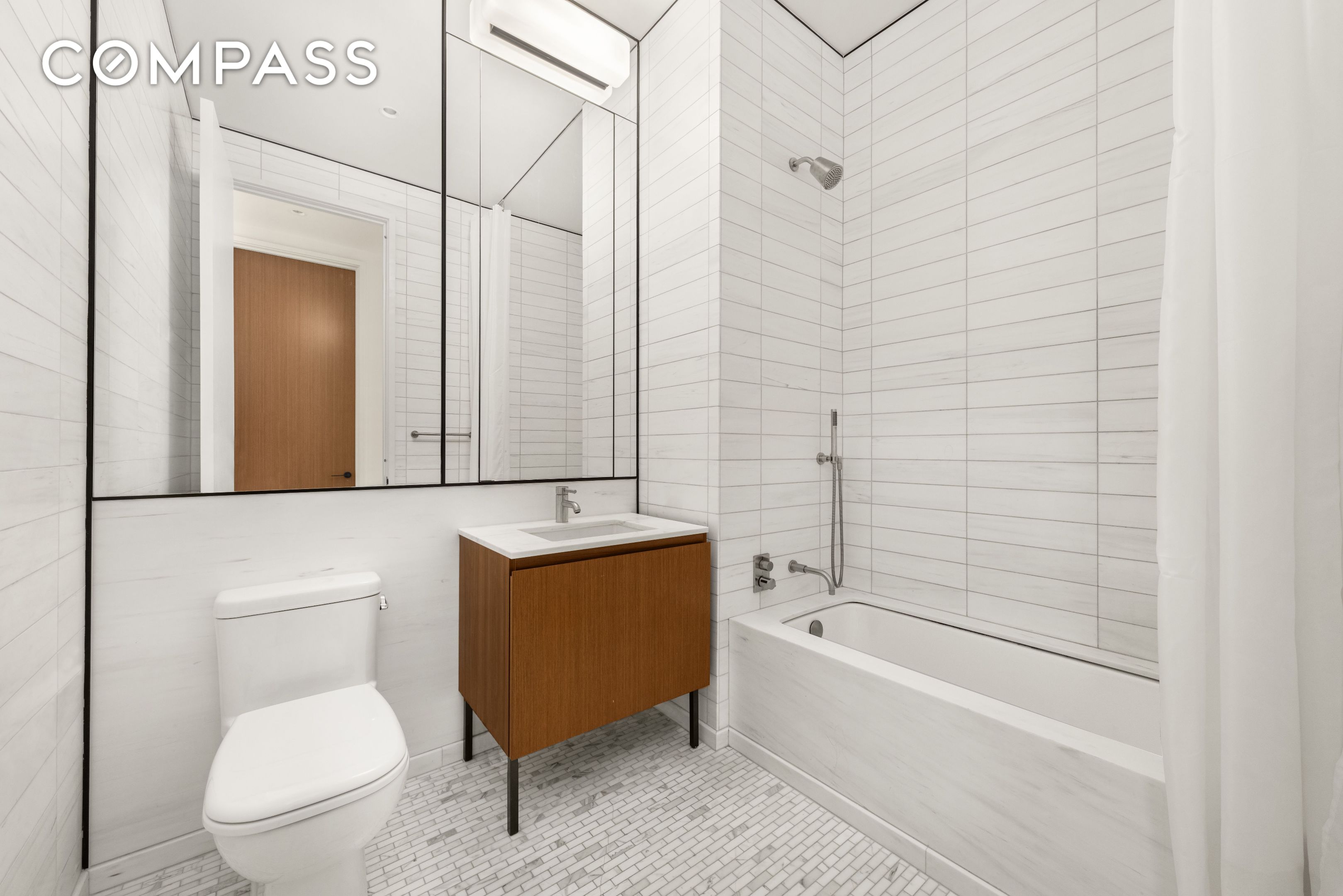 #7 photo, 15 E 30th Street, マンハッタン NoMad , NY 10016