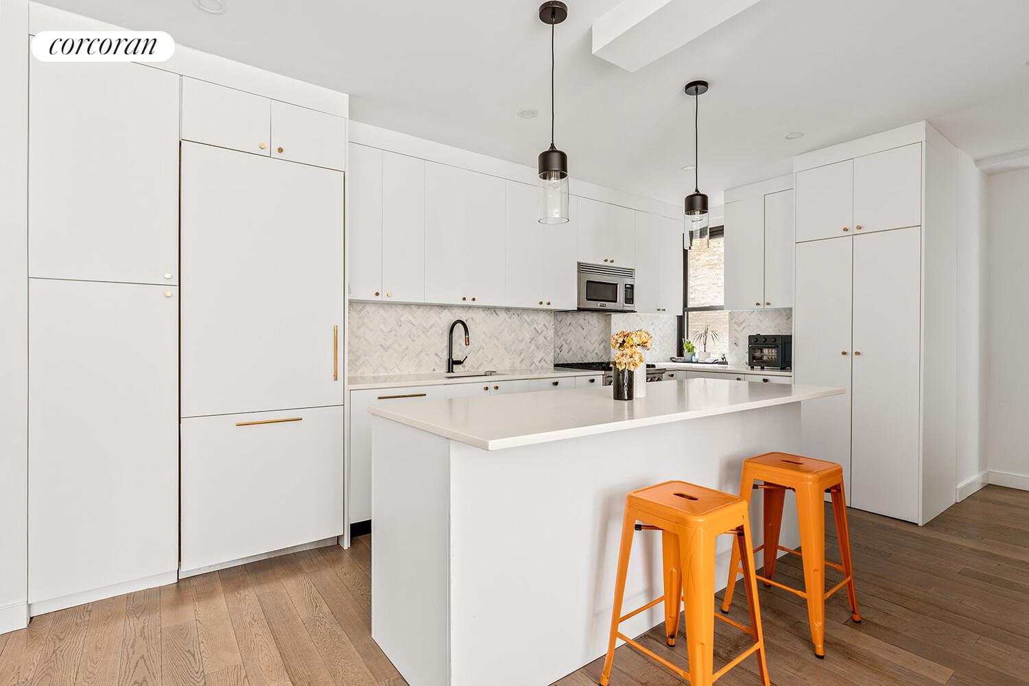 #1 photo, 215 W 78TH Street, مانهاتن Upper West Side , NY 10024