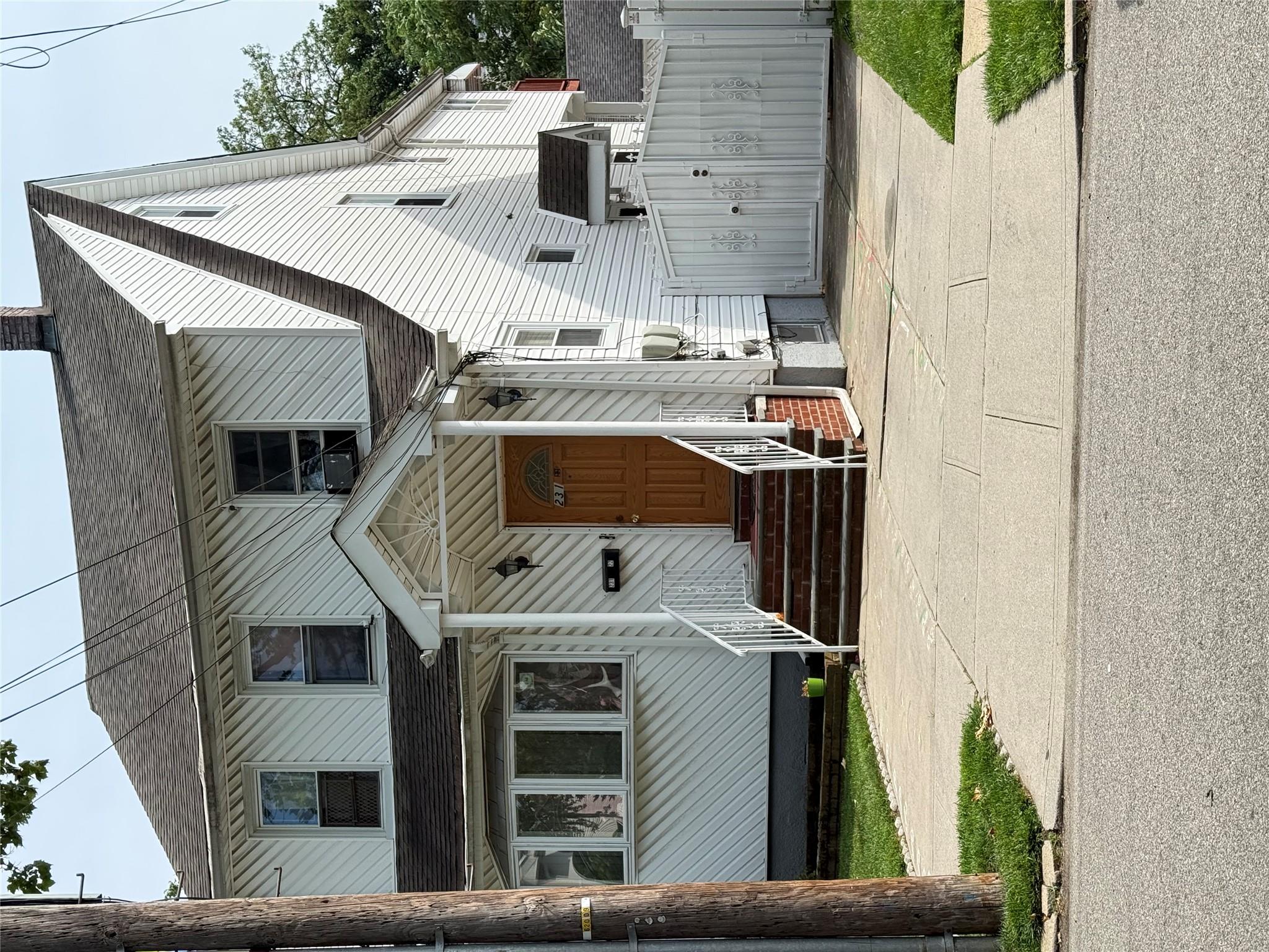 #1 photo, 231-22 87 Avenue, 皇后區 Queens Village , NY 11427