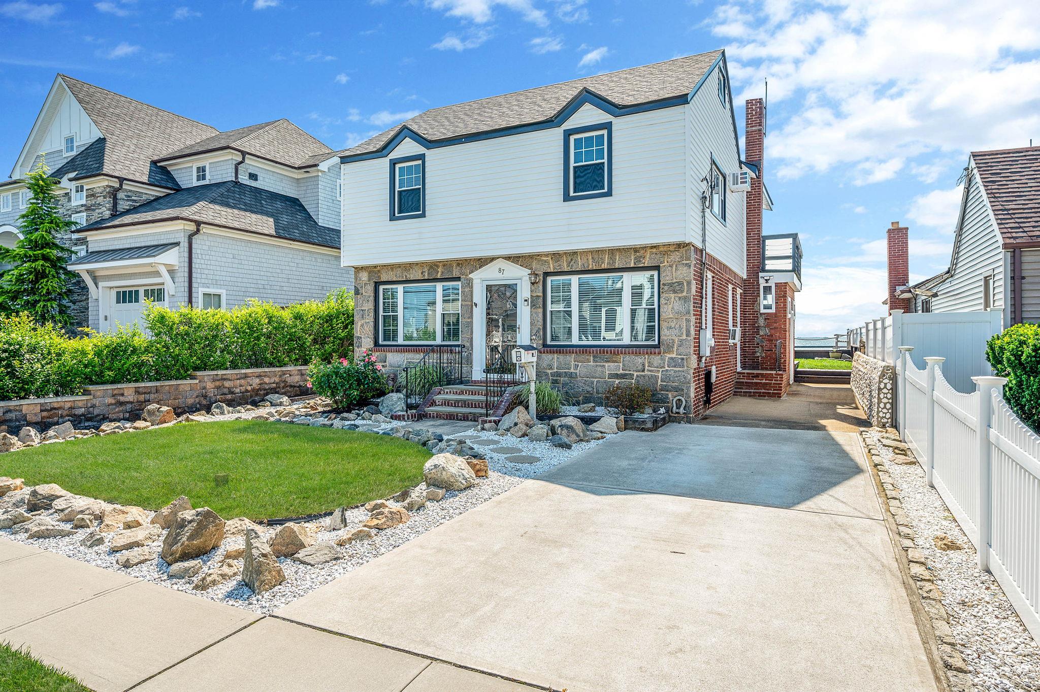 #2 photo, 87 E Shore Drive, サフォーク郡 Babylon , NY 11702