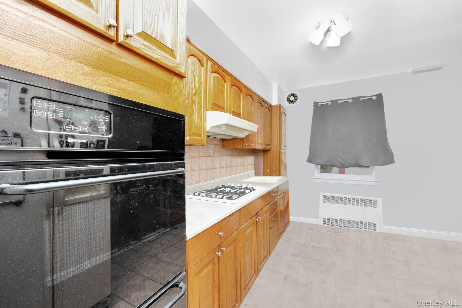 #10 photo, 66-48 73rd Place, クイーンズ区 Middle Village , NY 11379