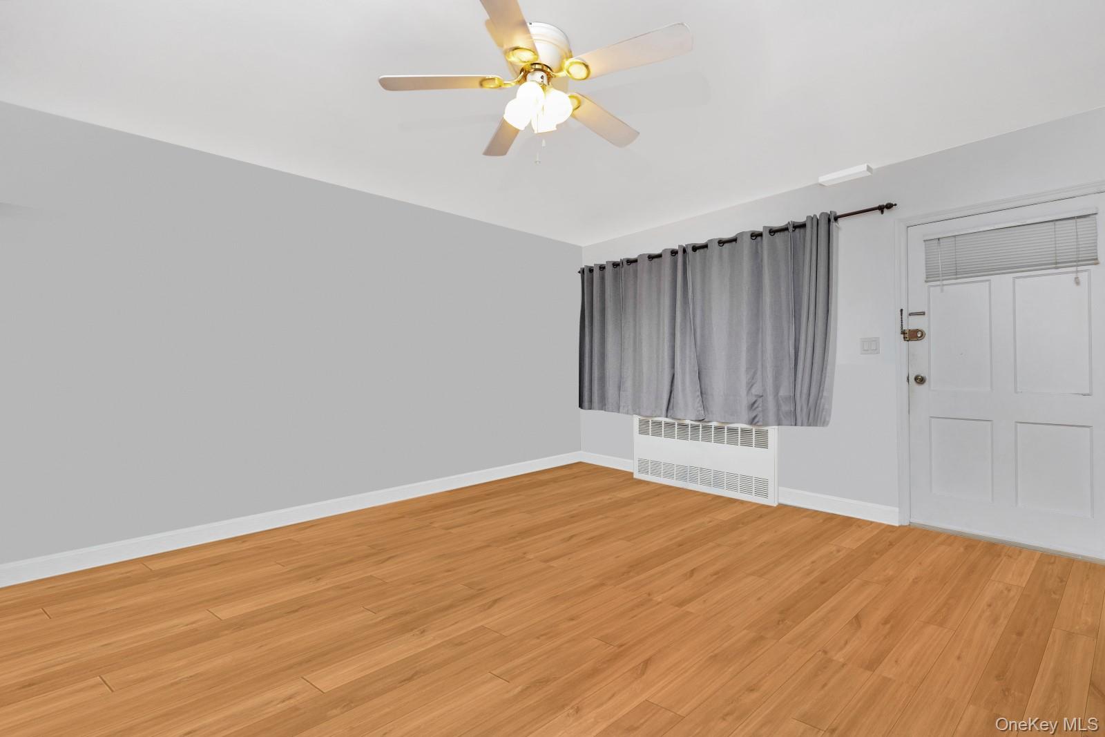 #5 photo, 66-48 73rd Place, クイーンズ区 Middle Village , NY 11379