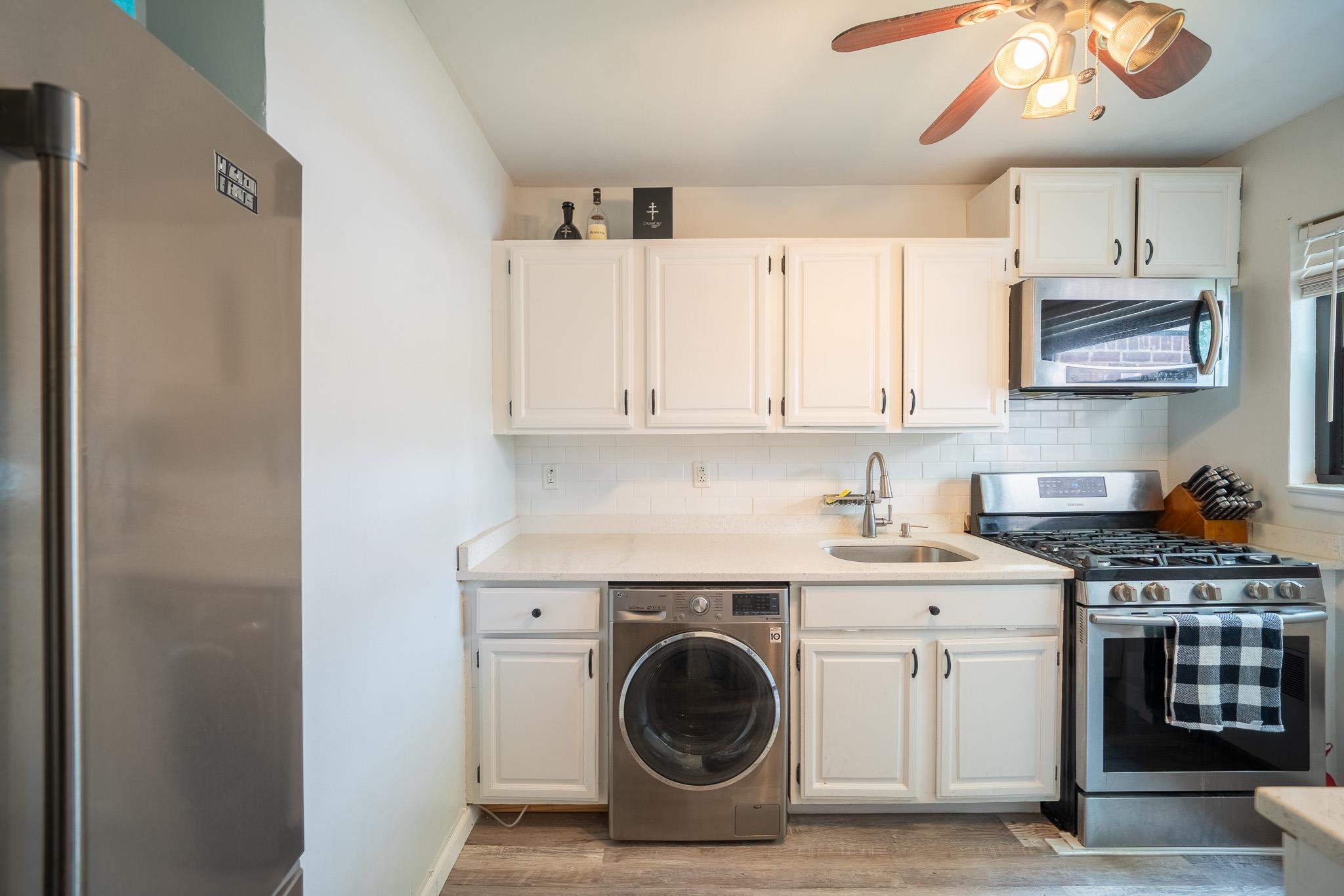 #12 photo, 218-12 73rd Avenue, Oakland Gardens , NY 11364