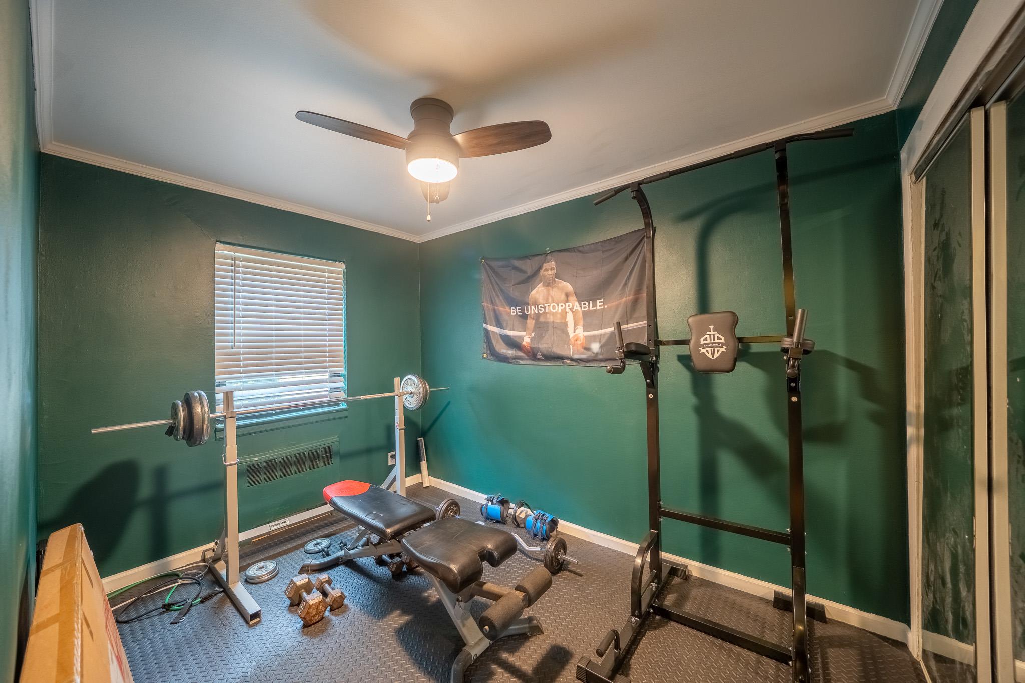 #9 photo, 218-12 73rd Avenue, Oakland Gardens , NY 11364