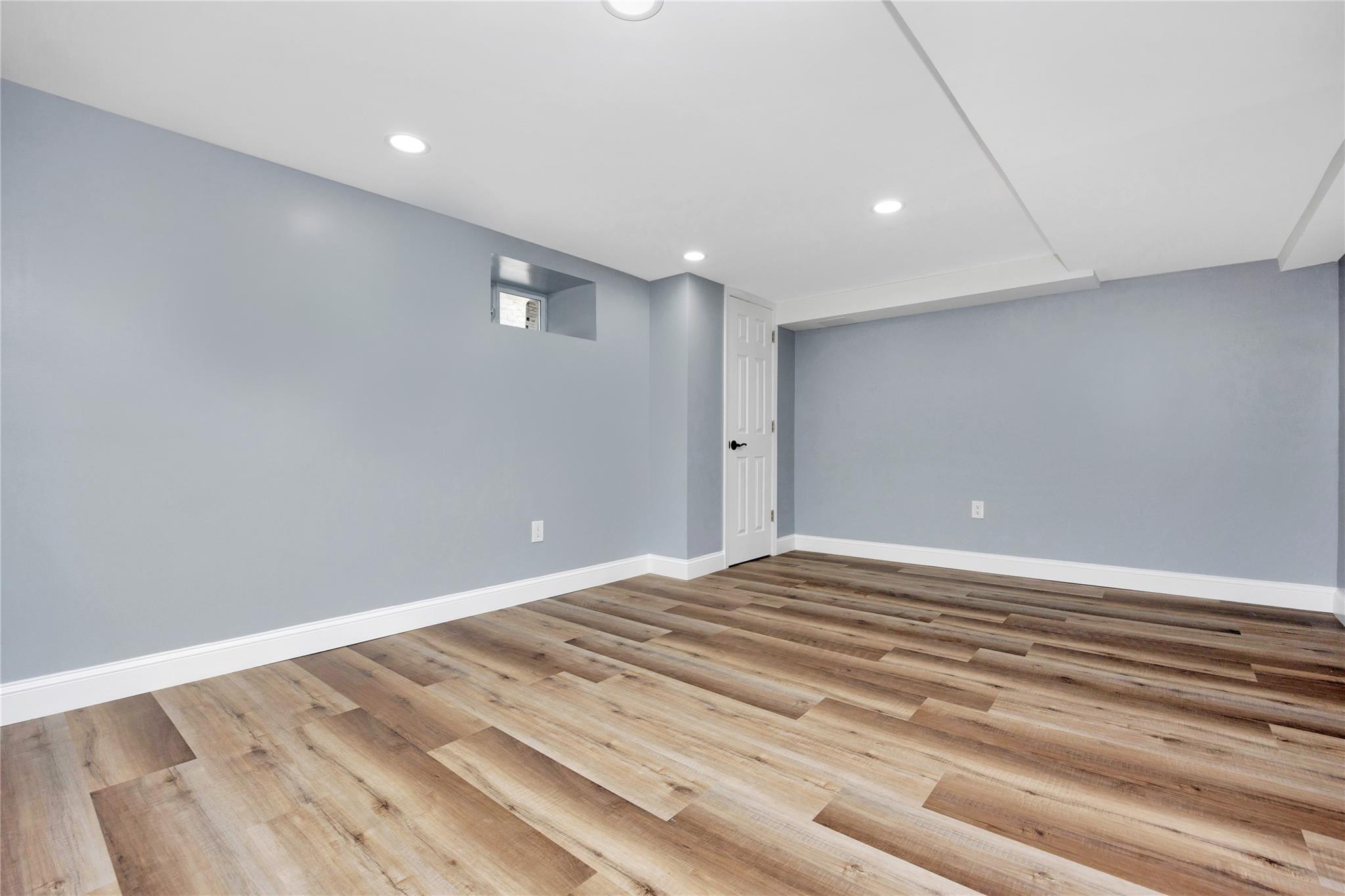 #12 photo, 483 Merrick Road, ナッソー郡 Lynbrook , NY 11563