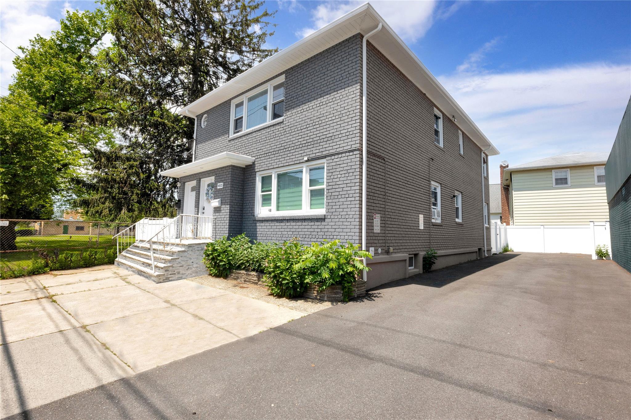 #2 photo, 483 Merrick Road, ナッソー郡 Lynbrook , NY 11563