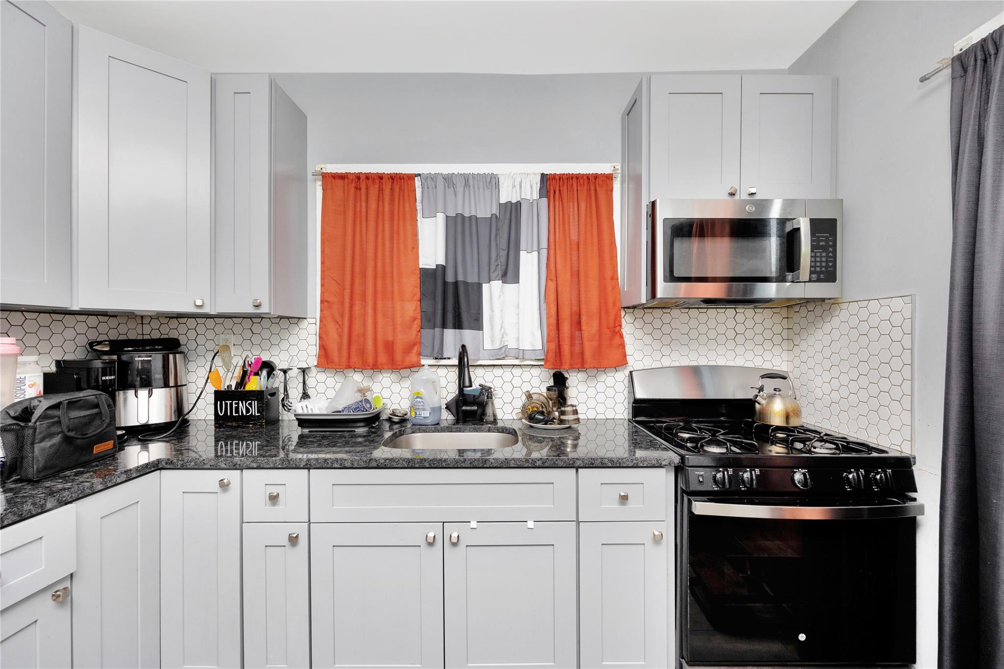 #15 photo, 626 Merrick Road, ナッソー郡 Lynbrook , NY 11563