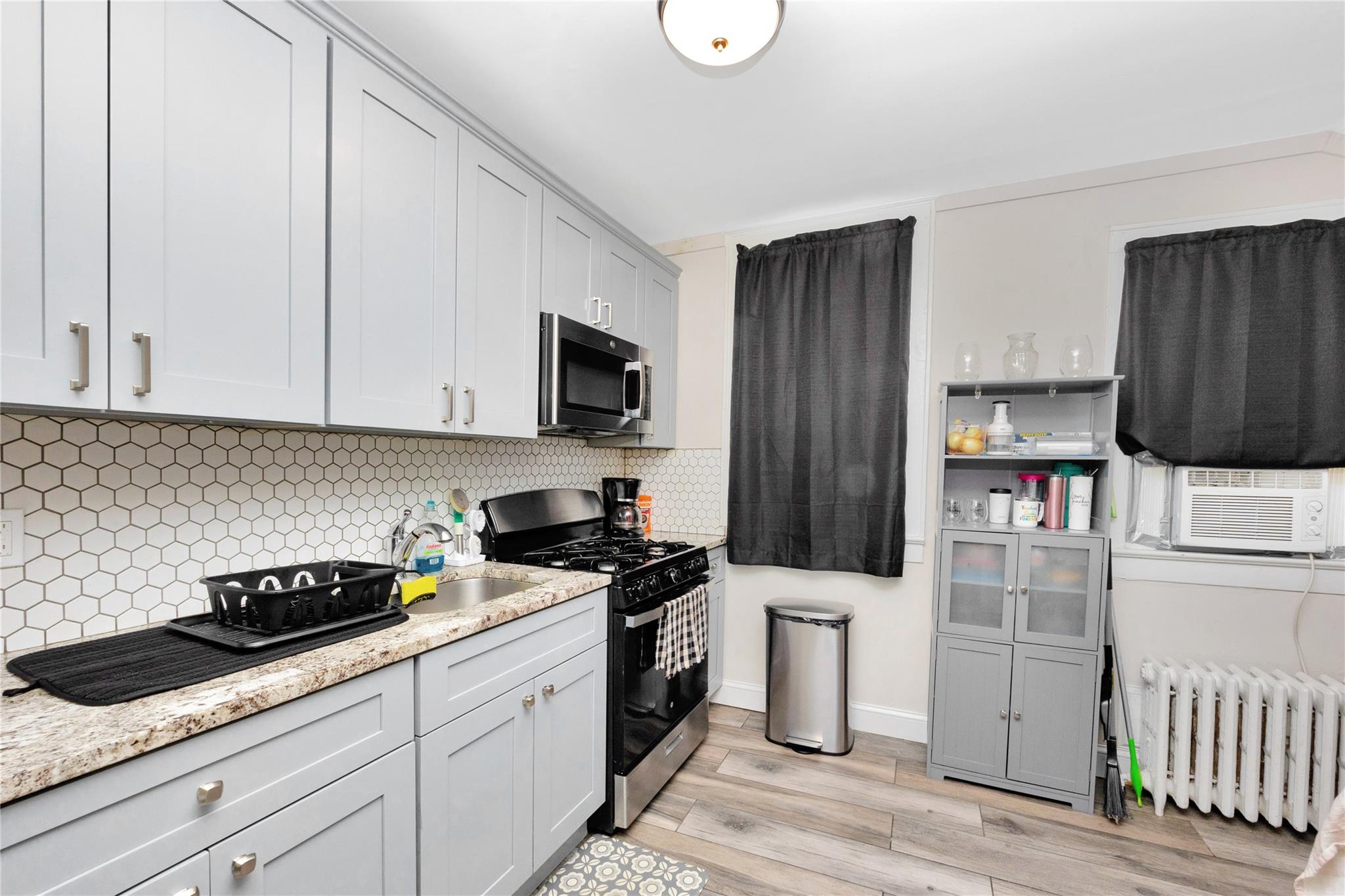 #20 photo, 626 Merrick Road, ナッソー郡 Lynbrook , NY 11563