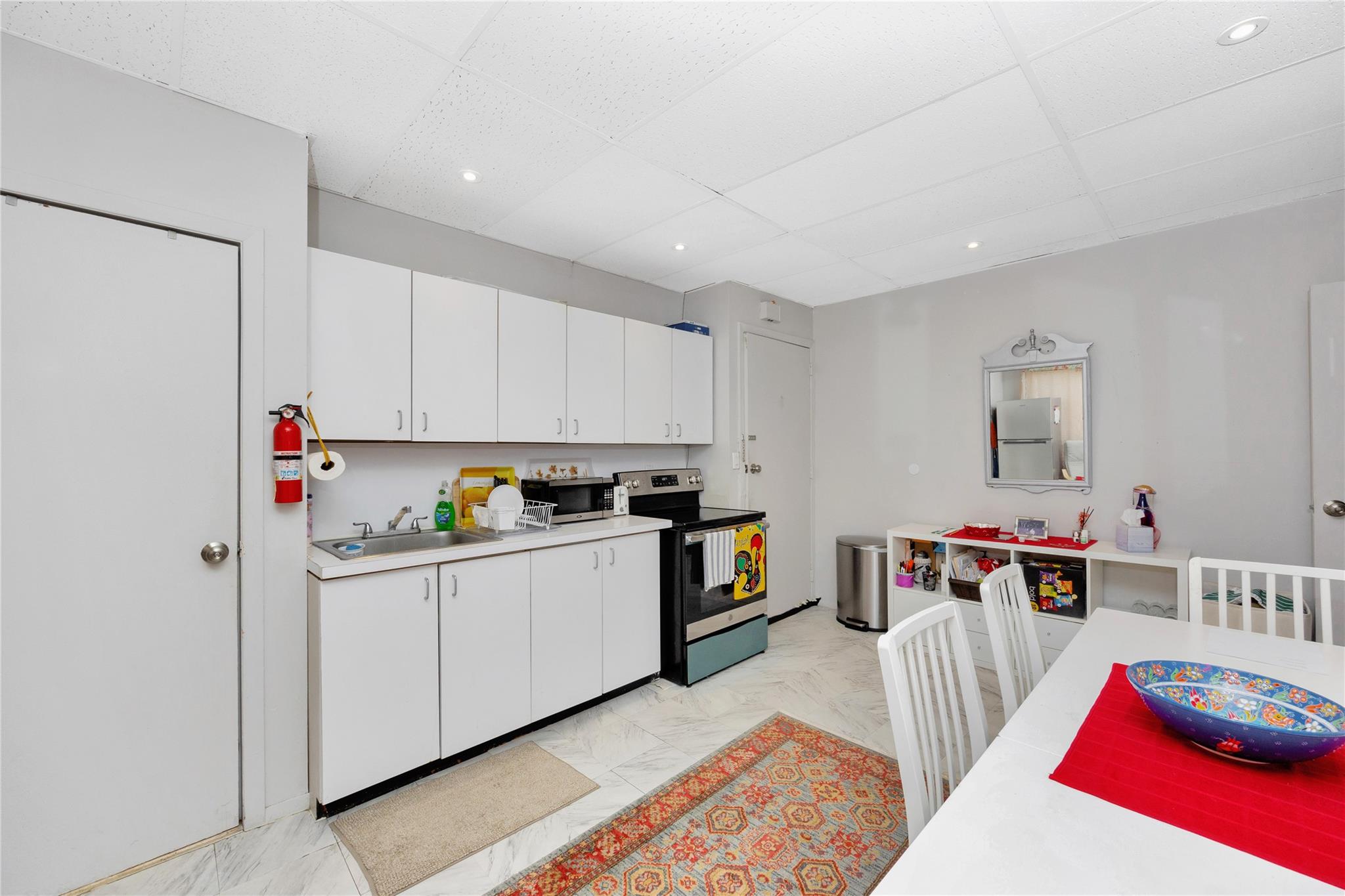 #5 photo, 626 Merrick Road, ナッソー郡 Lynbrook , NY 11563