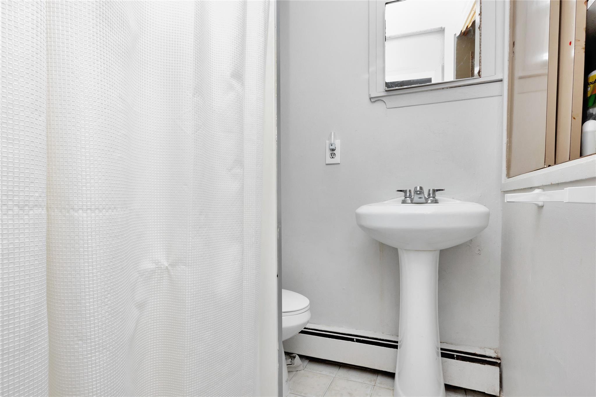 #8 photo, 626 Merrick Road, ナッソー郡 Lynbrook , NY 11563