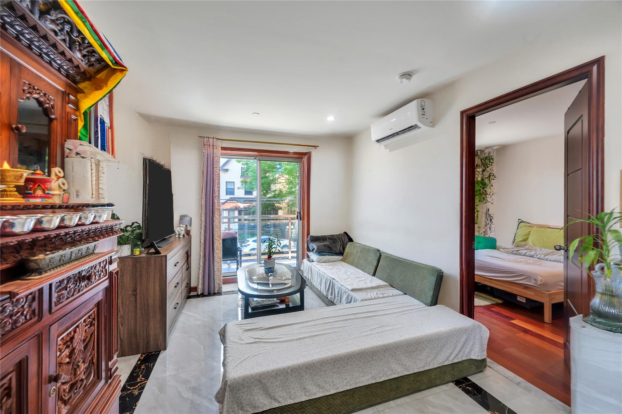 #12 photo, 7425 43rd Avenue, クイーンズ区 Elmhurst , NY 11373