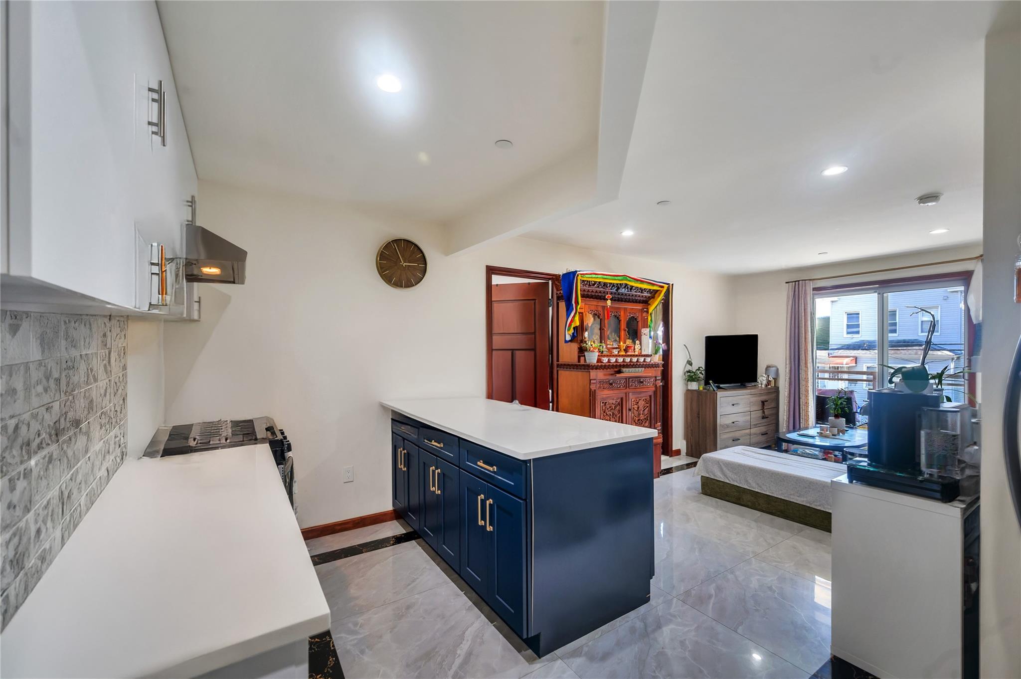 #5 photo, 7425 43rd Avenue, クイーンズ区 Elmhurst , NY 11373