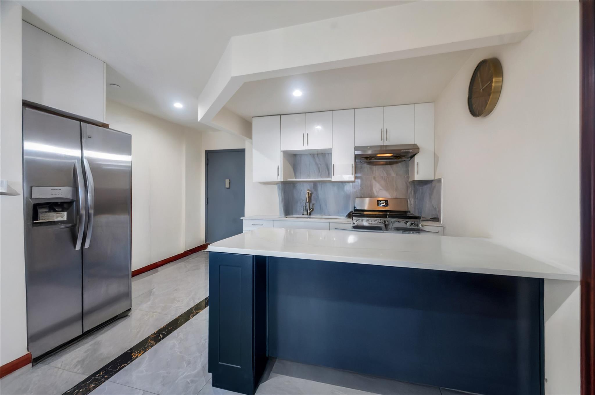 #9 photo, 7425 43rd Avenue, クイーンズ区 Elmhurst , NY 11373