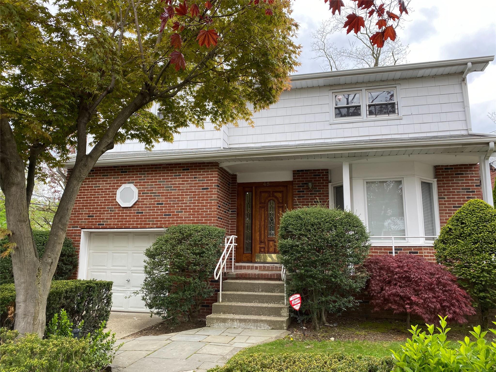 #1 photo, 45 Inwood Road, ناسو Port Washington , NY 11050