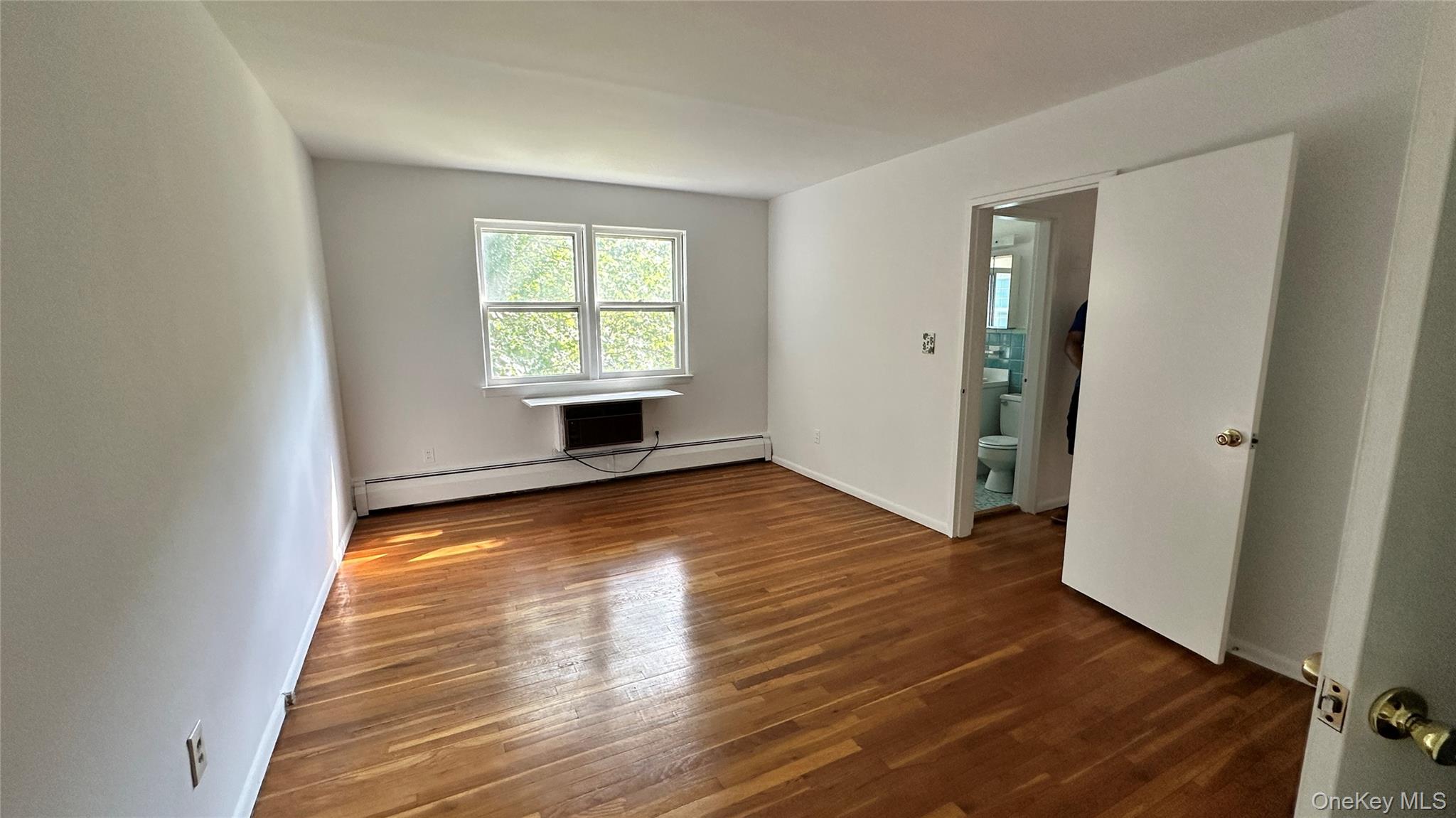 #11 photo, 125 N Washington Avenue, Hartsdale , NY 10530