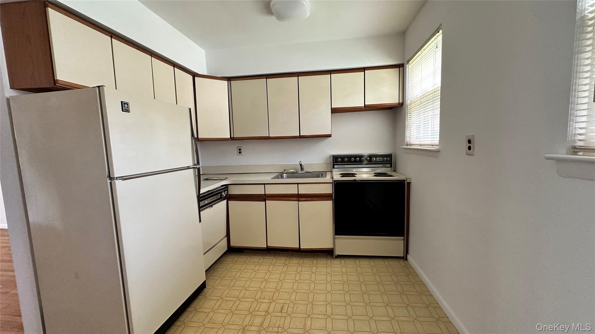 #5 photo, 125 N Washington Avenue, Hartsdale , NY 10530