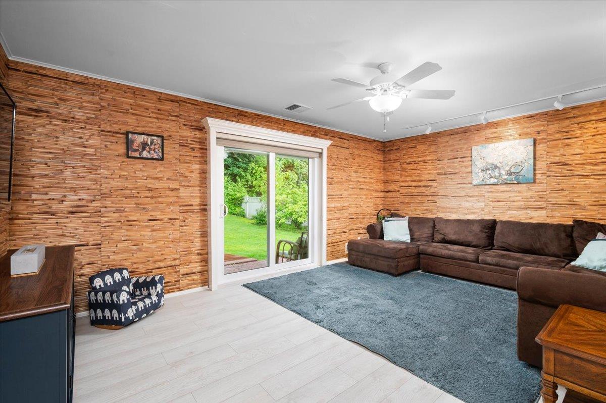 #14 photo, 71 Harlan Drive, 纽约州 New Rochelle , NY 10804