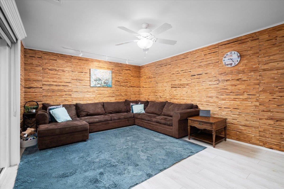 #15 photo, 71 Harlan Drive, 纽约州 New Rochelle , NY 10804