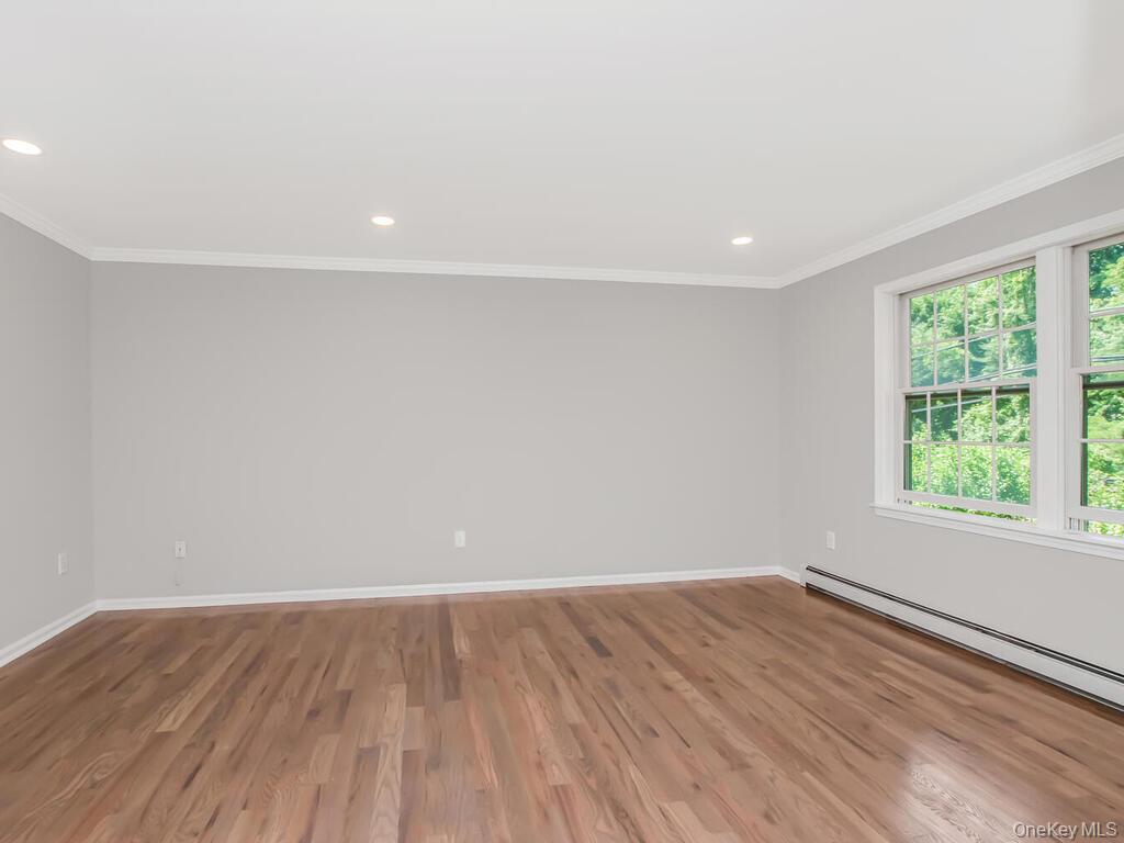 #11 photo, 237 Brady Avenue, Hawthorne , NY 10532