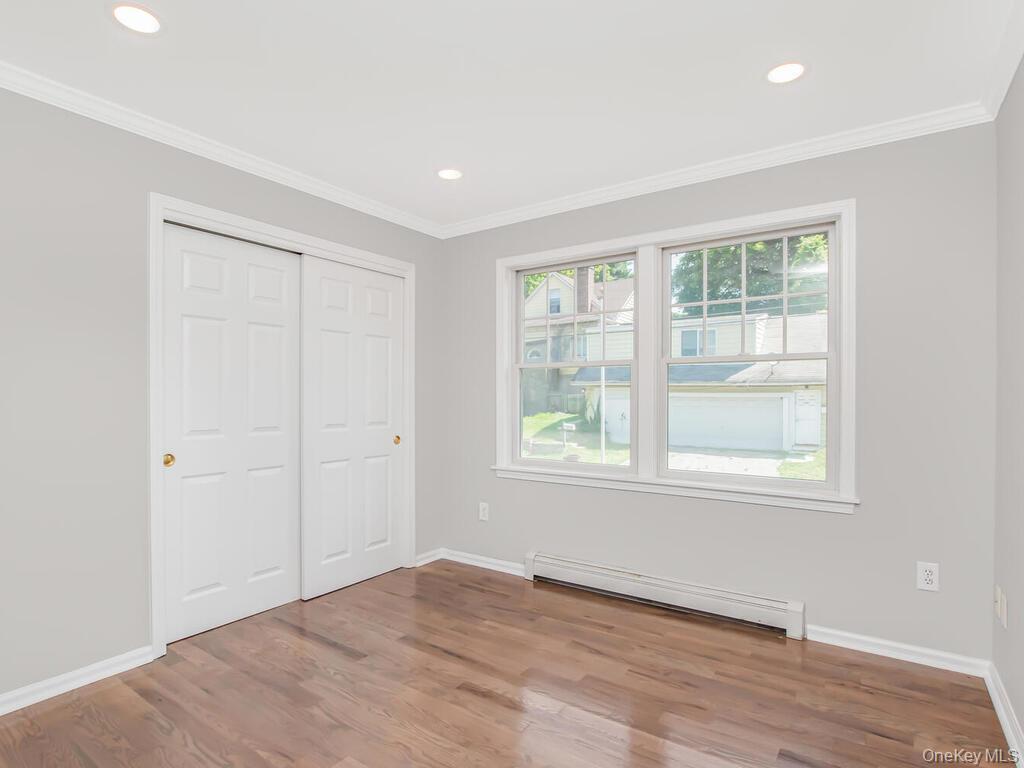 #8 photo, 237 Brady Avenue, Hawthorne , NY 10532