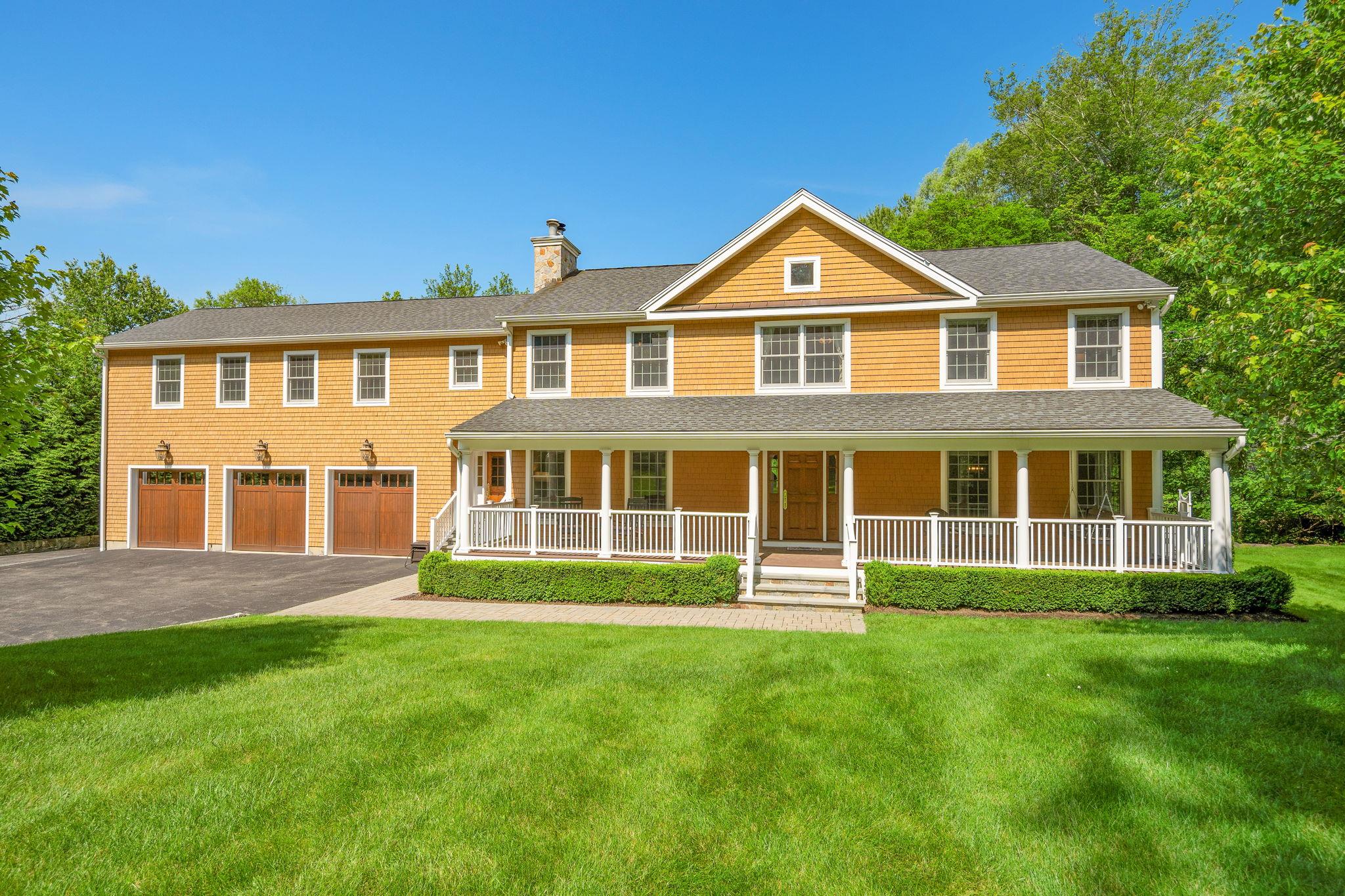 #1 photo, 420 Pleasantville Road, Briarcliff Manor , NY 10510