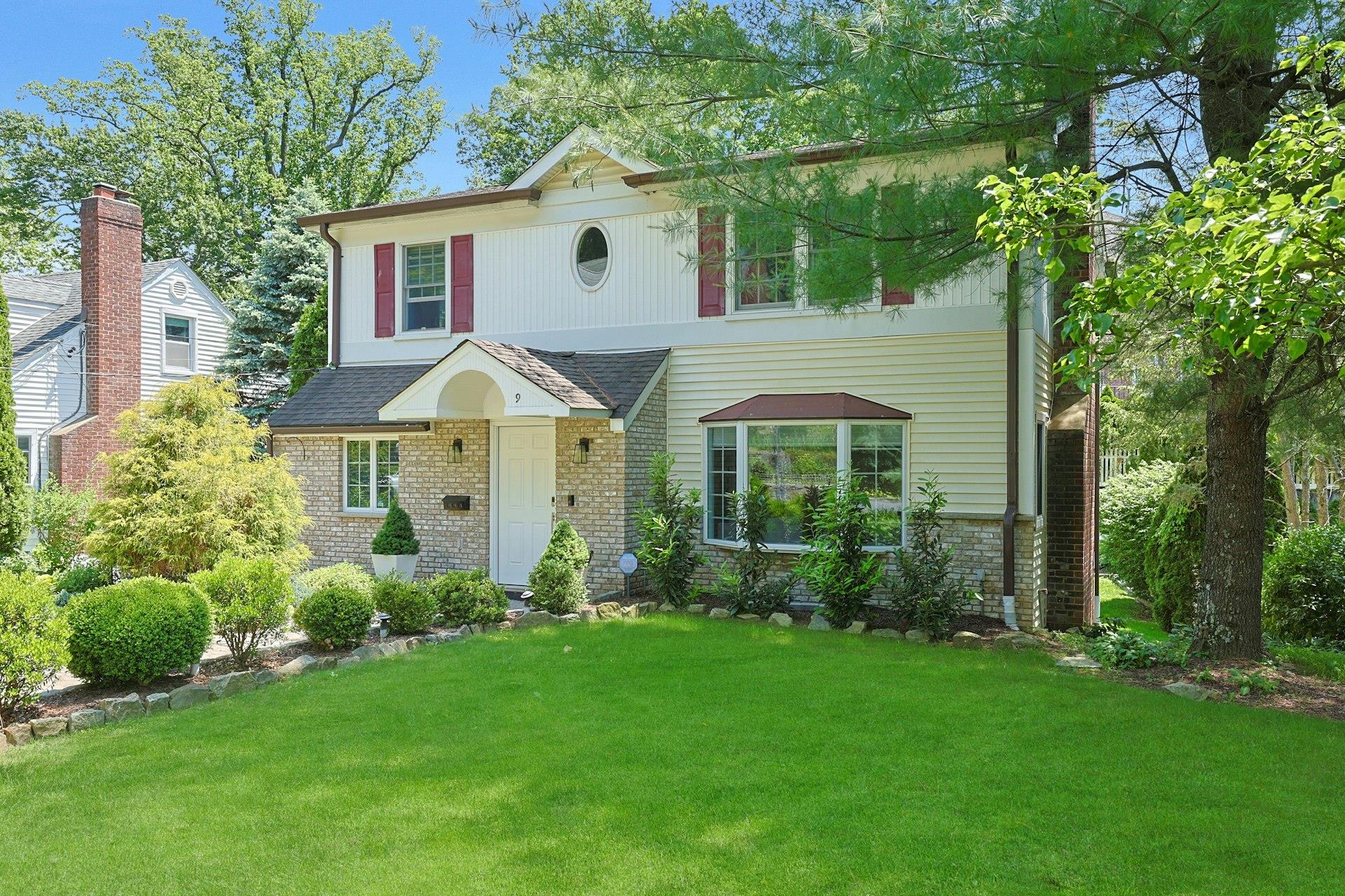 #1 photo, 9 Dogwood Drive, Scarsdale , NY 10583