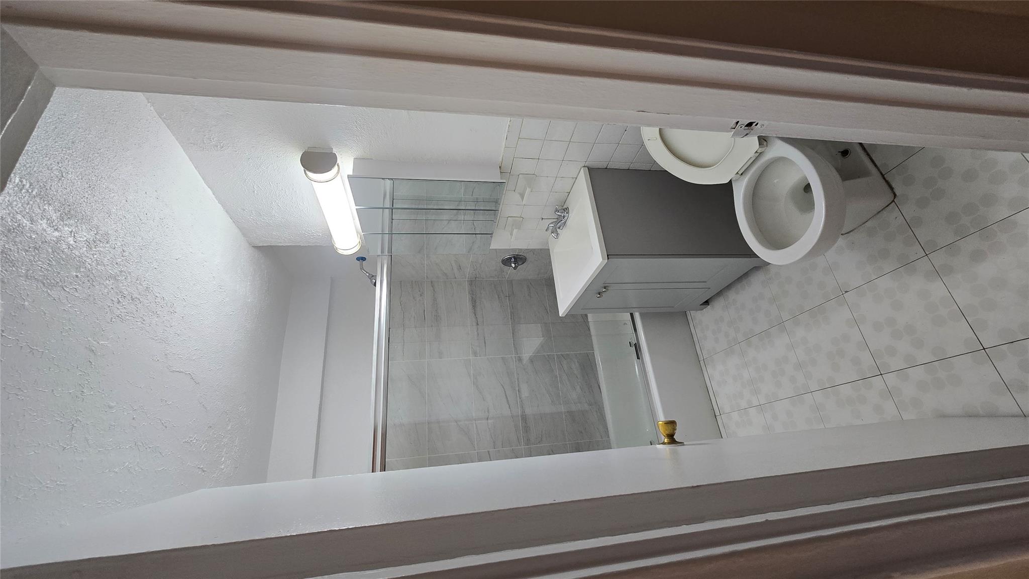 #13 photo, 86-05 60 Road, クイーンズ区 Elmhurst , NY 11373