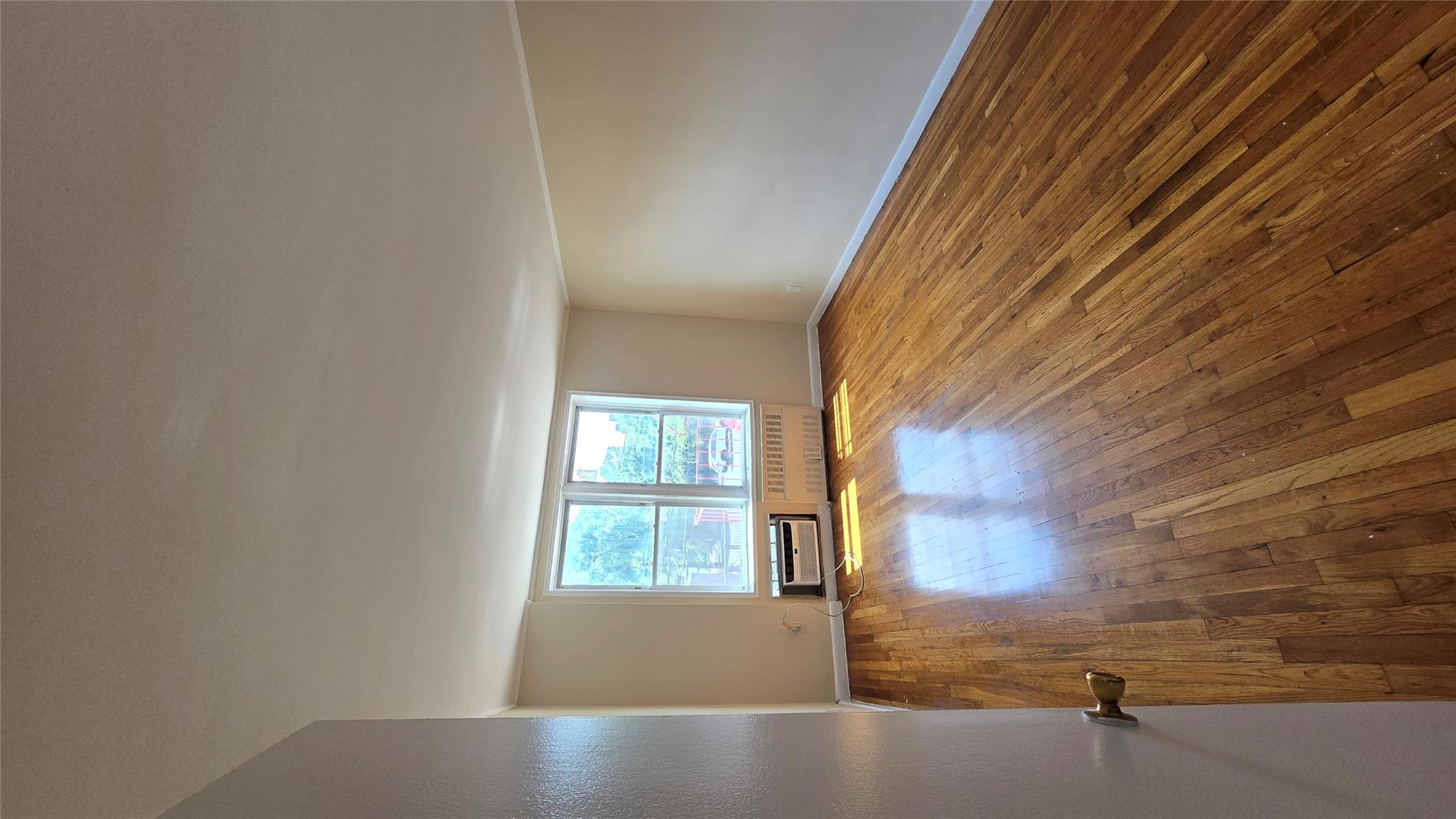 #8 photo, 86-05 60 Road, クイーンズ区 Elmhurst , NY 11373