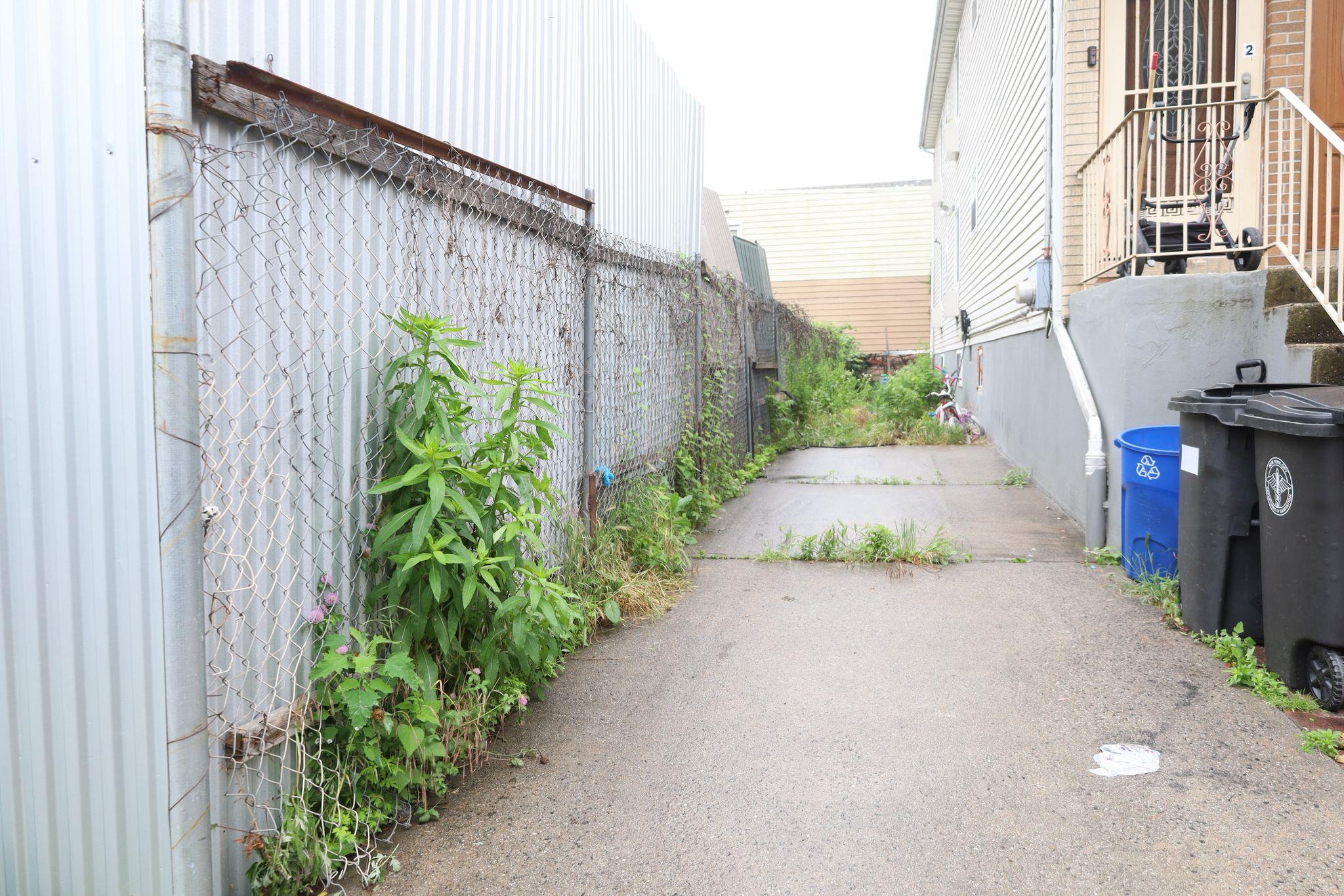 #18 photo, 572 GLENMORE AVENUE, 布鲁克林 Brooklyn , NY 11207