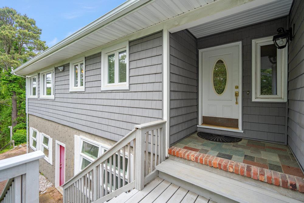 #1 photo, 542 Montauk Highway, سوفولك Southampton , NY 11968