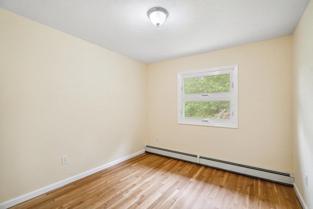 #13 photo, 542 Montauk Highway, サフォーク郡 Southampton , NY 11968